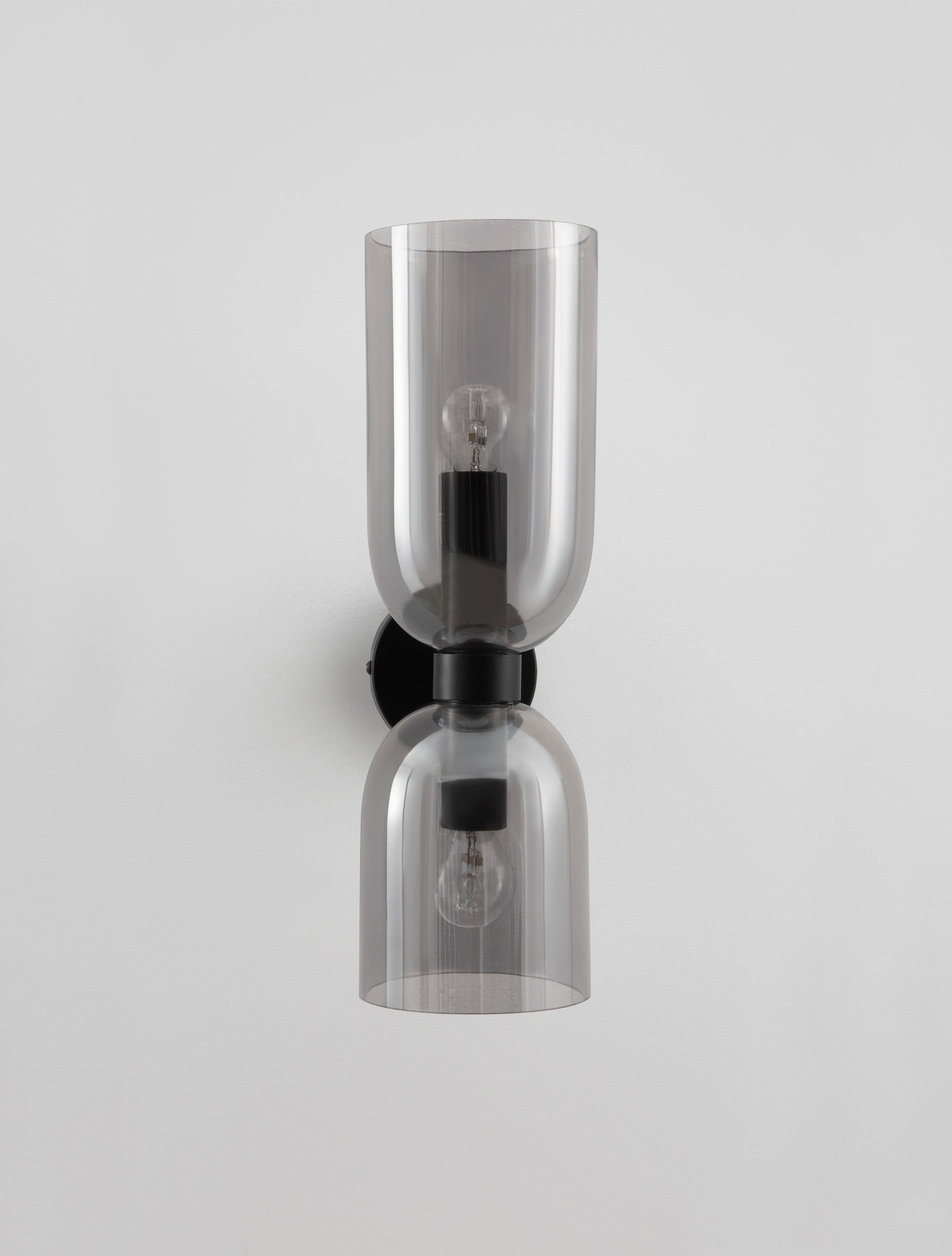 PALMER | W 16.5 H 37.5 D 11.5 cm | 10 W | IP20 | Black | Glass/Metal