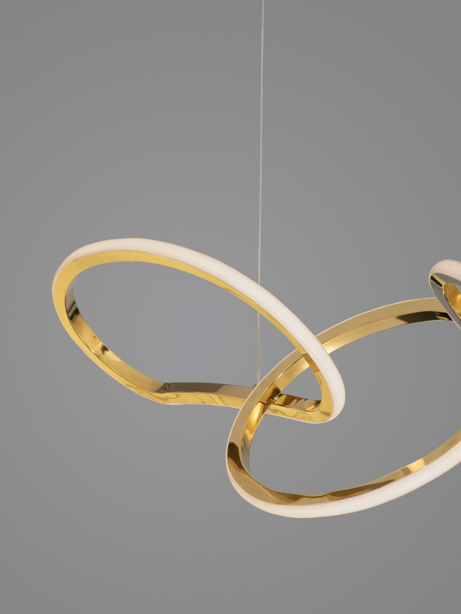 GIRISH | L 82 W 23 H 120 cm | 41 W | 3000 K | 2400 lm | IP20 | Gold | Aluminum/Acrylic/Stainless Steel