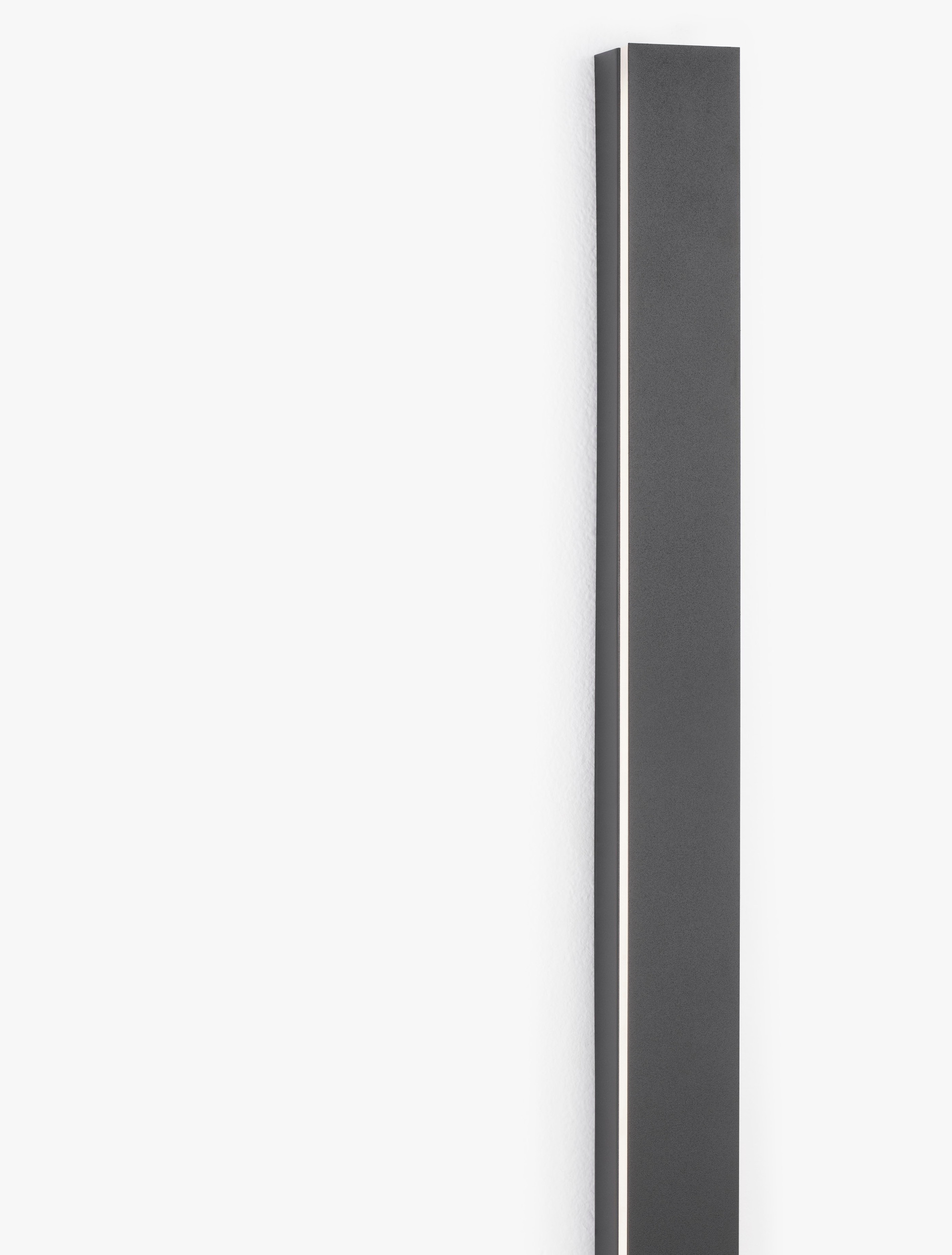 COLBY | L 60 W 4.2 H 5 cm | 21 W | 3000 K | 1100 lm | IP20 | Schwarz | Aluminium/Acryl