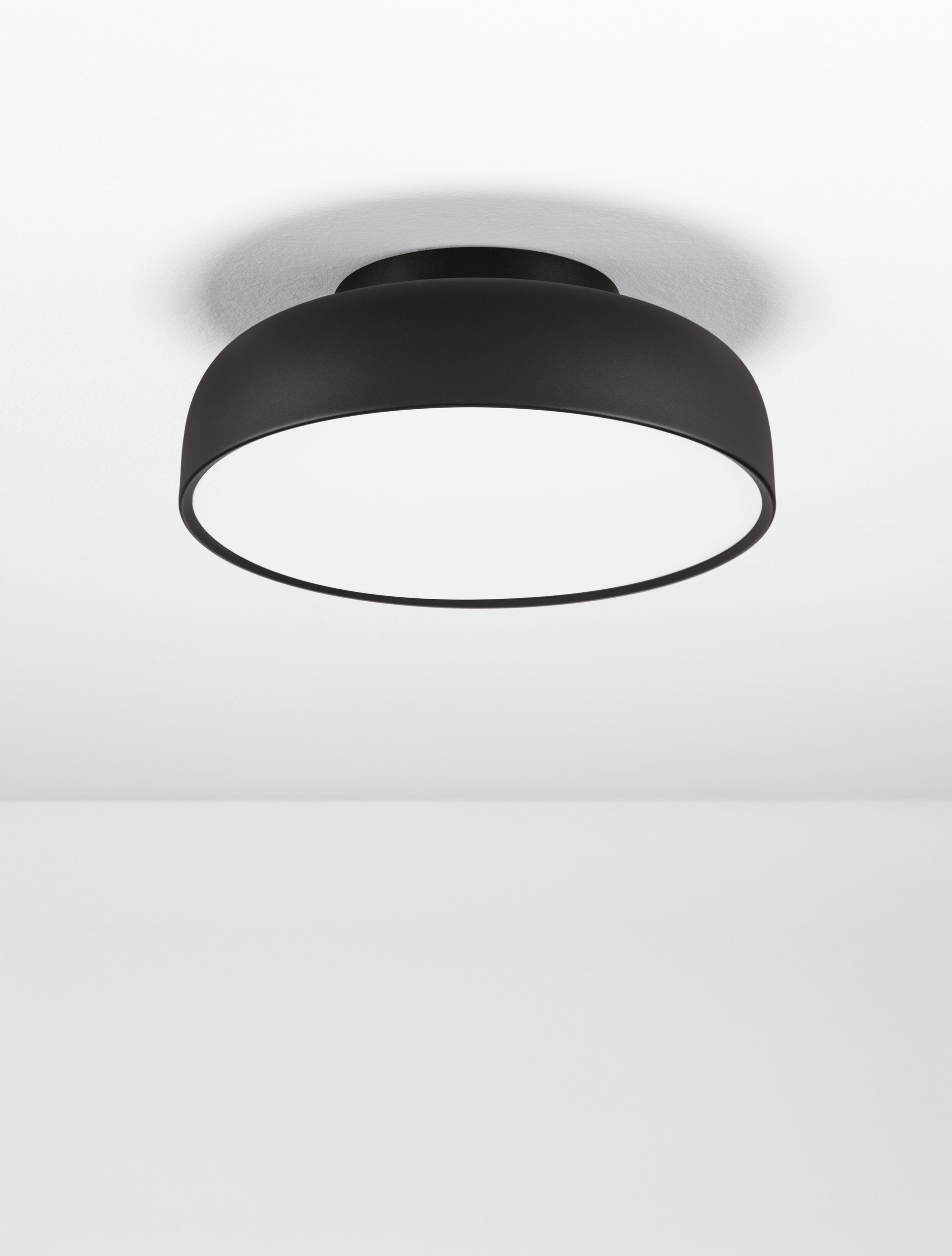 NOELIA | H 15 D 40 cm | 27 W | 2700 K | 1224 lm | IP20 | Black | Steel/Aluminum/Acrylic