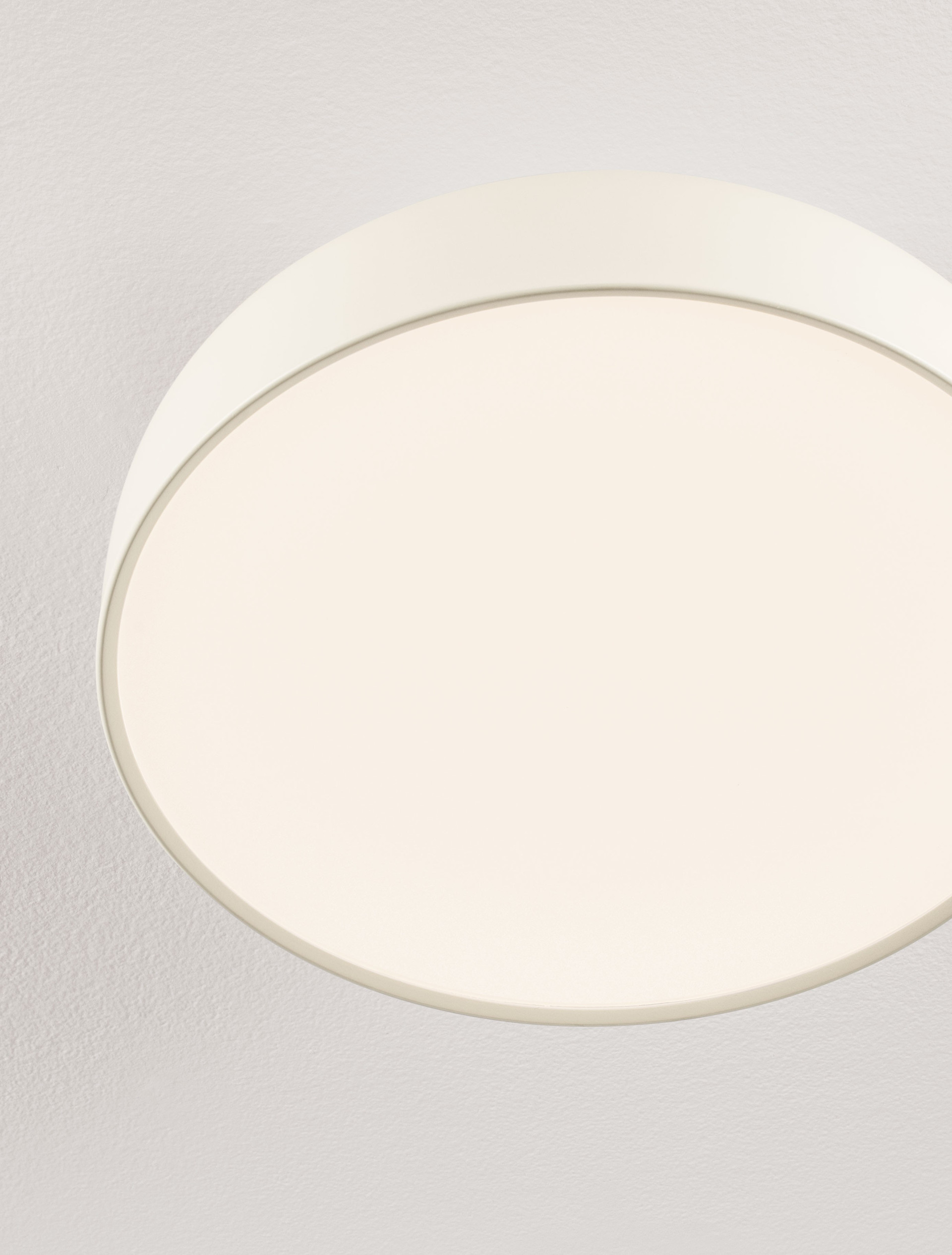 NOELIA | H 15 D 40 cm | 27 W | 2700 K | 1224 lm | IP20 | Cream | Steel/Aluminum/Acrylic