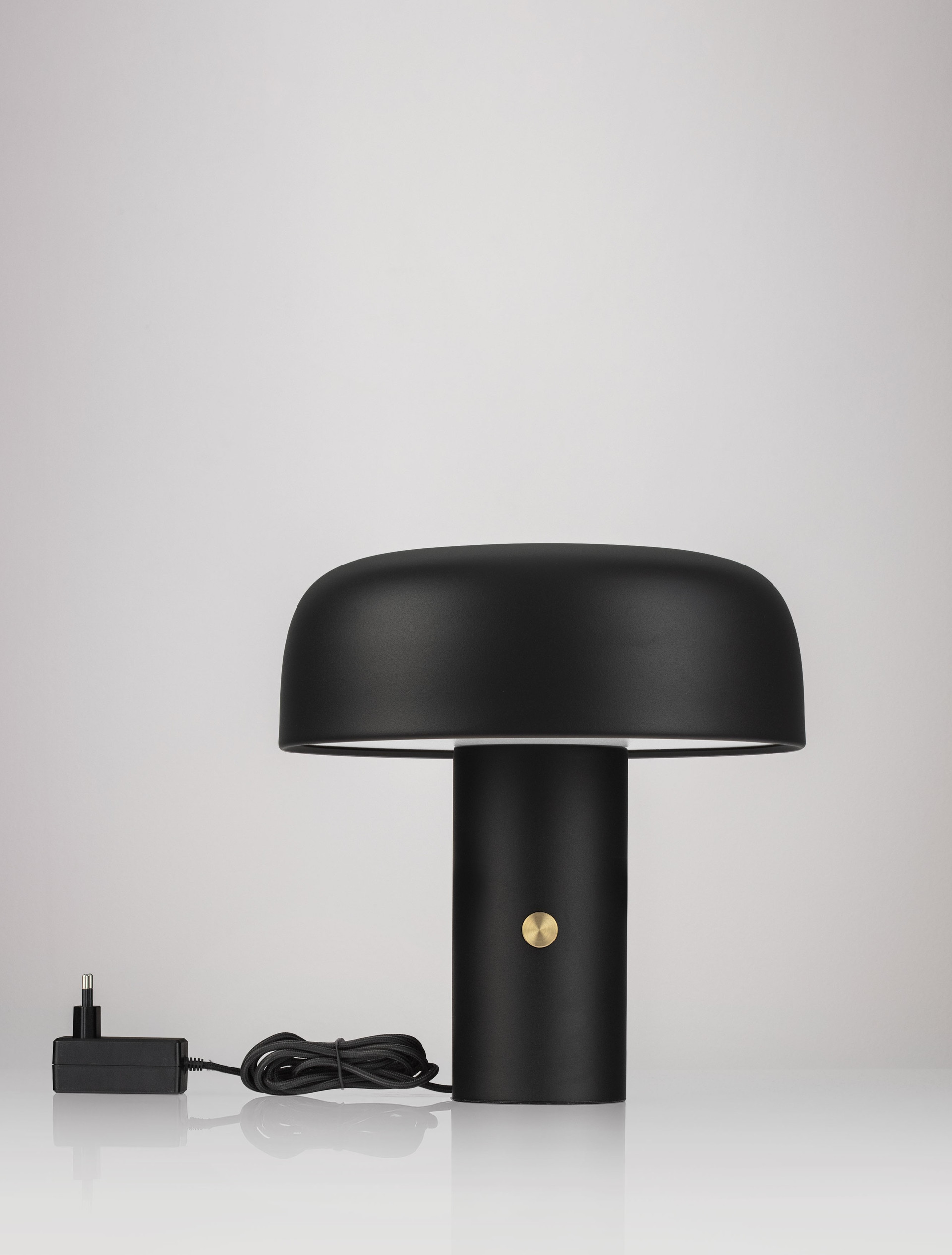 NOELIA | H 31 D 30 cm | 17 W | 2700 K | 892 lm | IP20 | Black | Steel/Aluminum/Acrylic