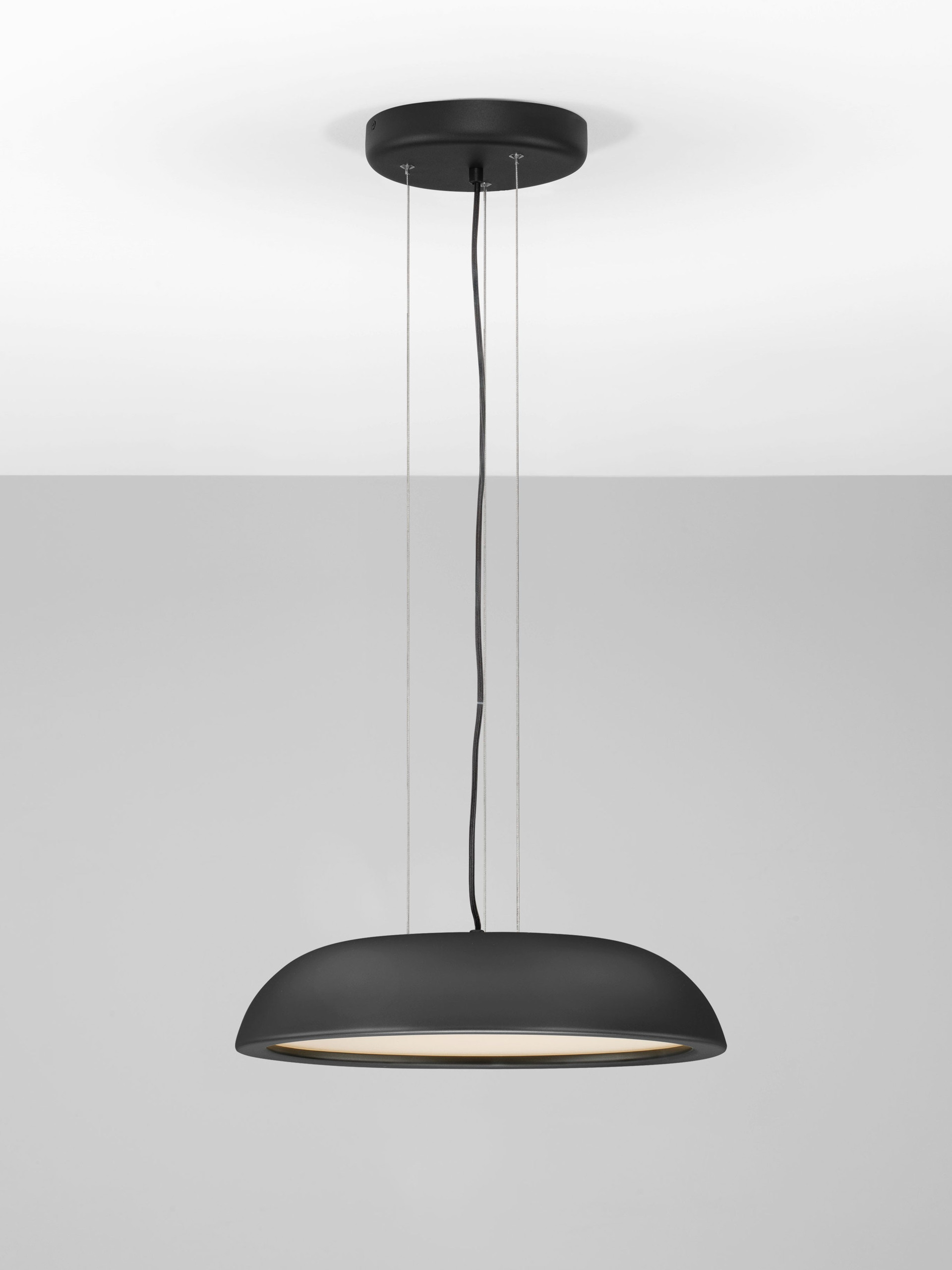 FELICIA | H 125 D 45 cm | 25 W | 3000 K | 1765 lm | IP20 | Black | Steel/Aluminum/Acrylic