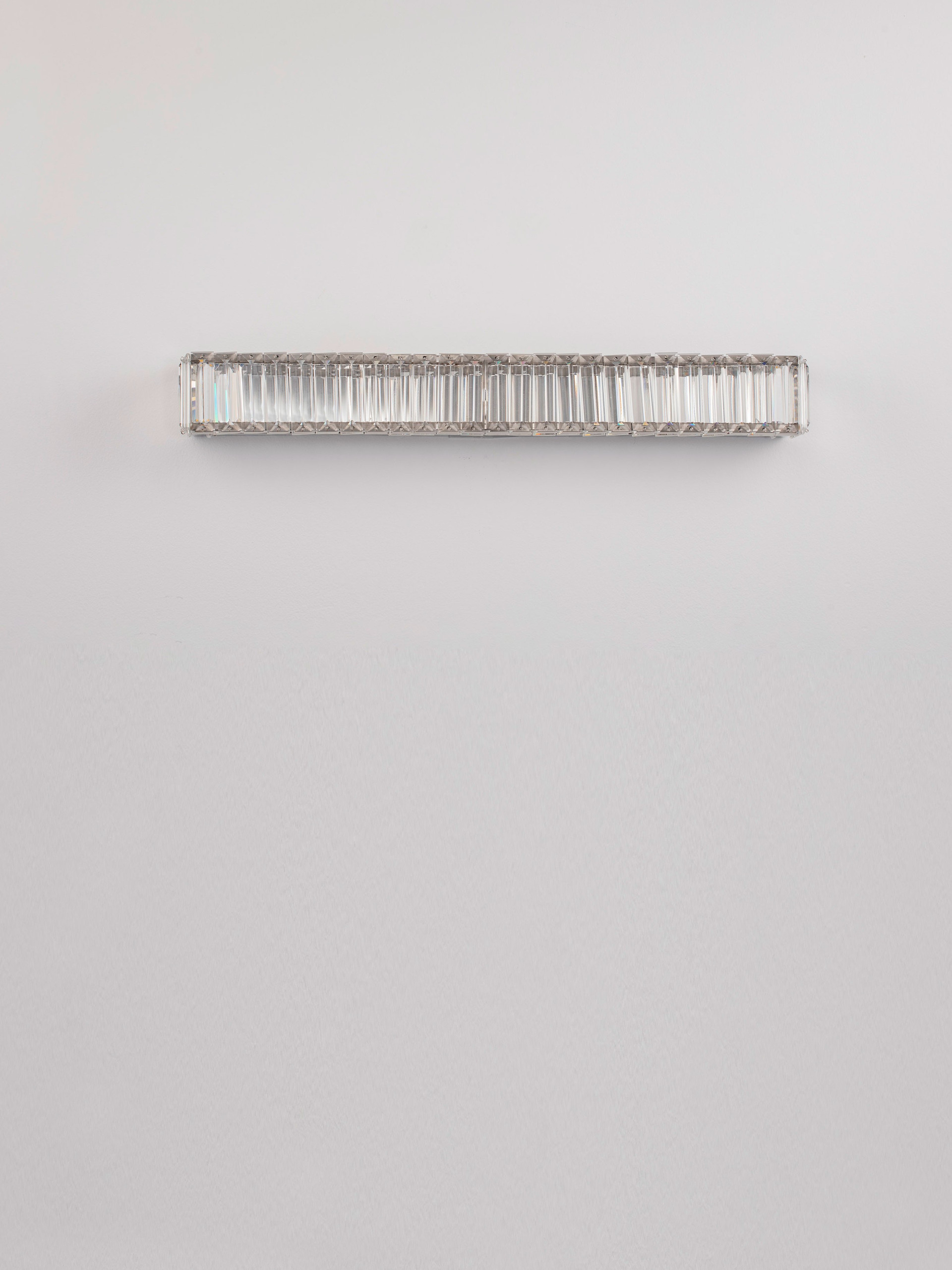 AURELIA | L 7.6 W 12 H 60 cm | 19 W | 3500 K | 950 lm | IP20 | Chrome | Metal/Crystal