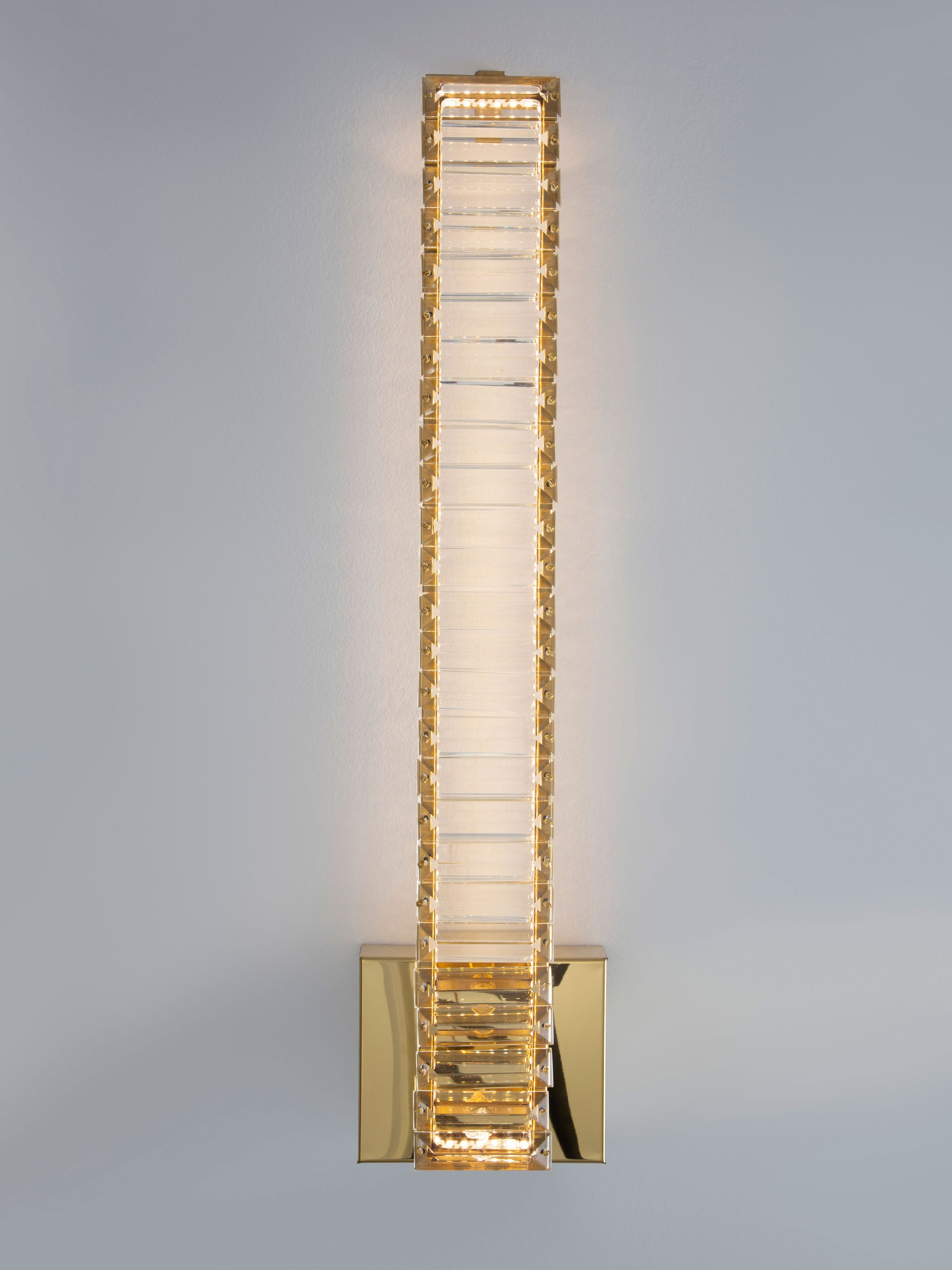 AURELIA | L 14 W 4 H 60 cm | 19 W | 3500 K | 950 lm | IP20 | Gold | Metal/Crystal
