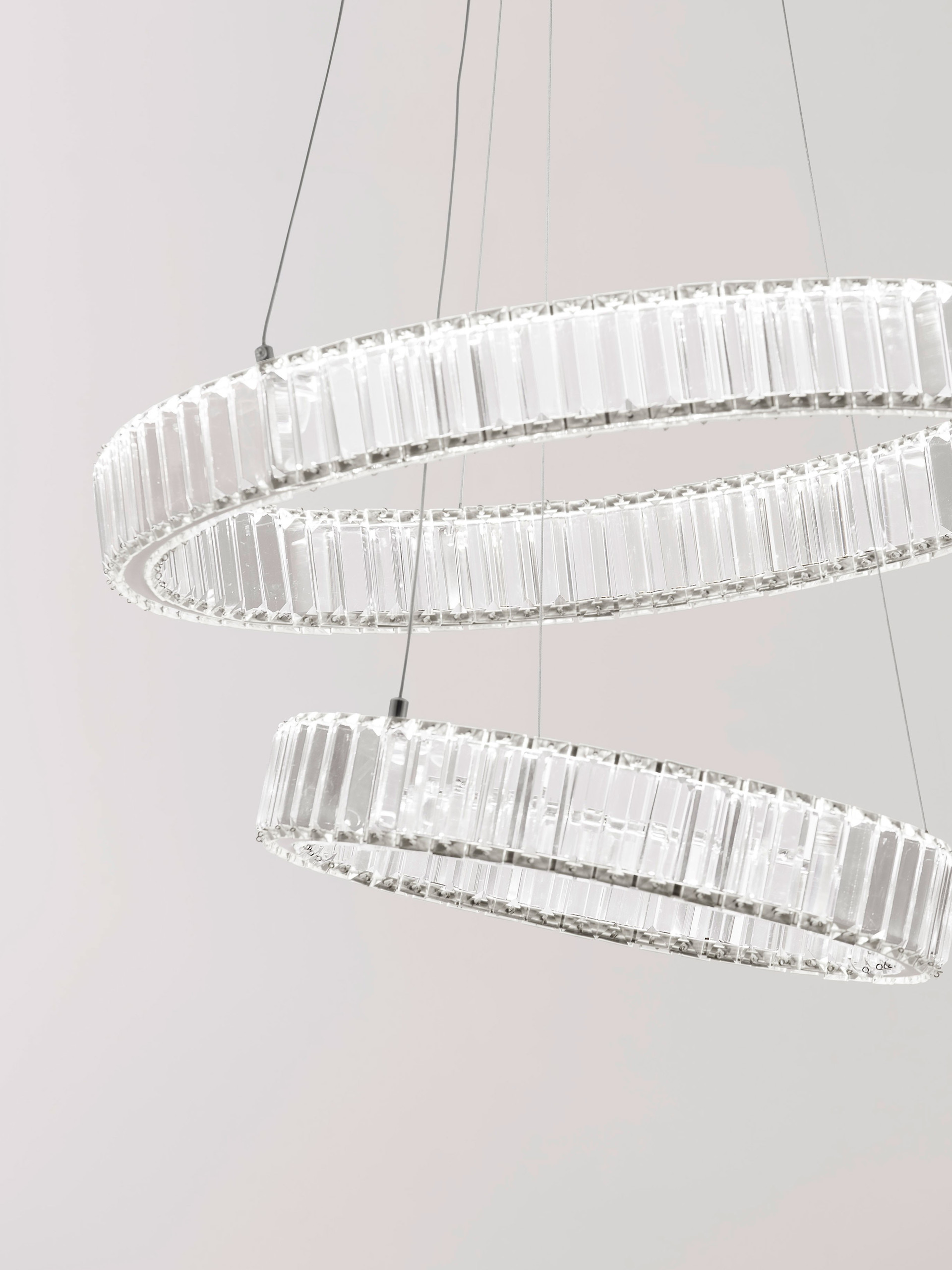 AURELIA | H 200 D 60 cm | 46 W | 3500 K | 2300 lm | IP20 | Chrome | Metal/Crystal
