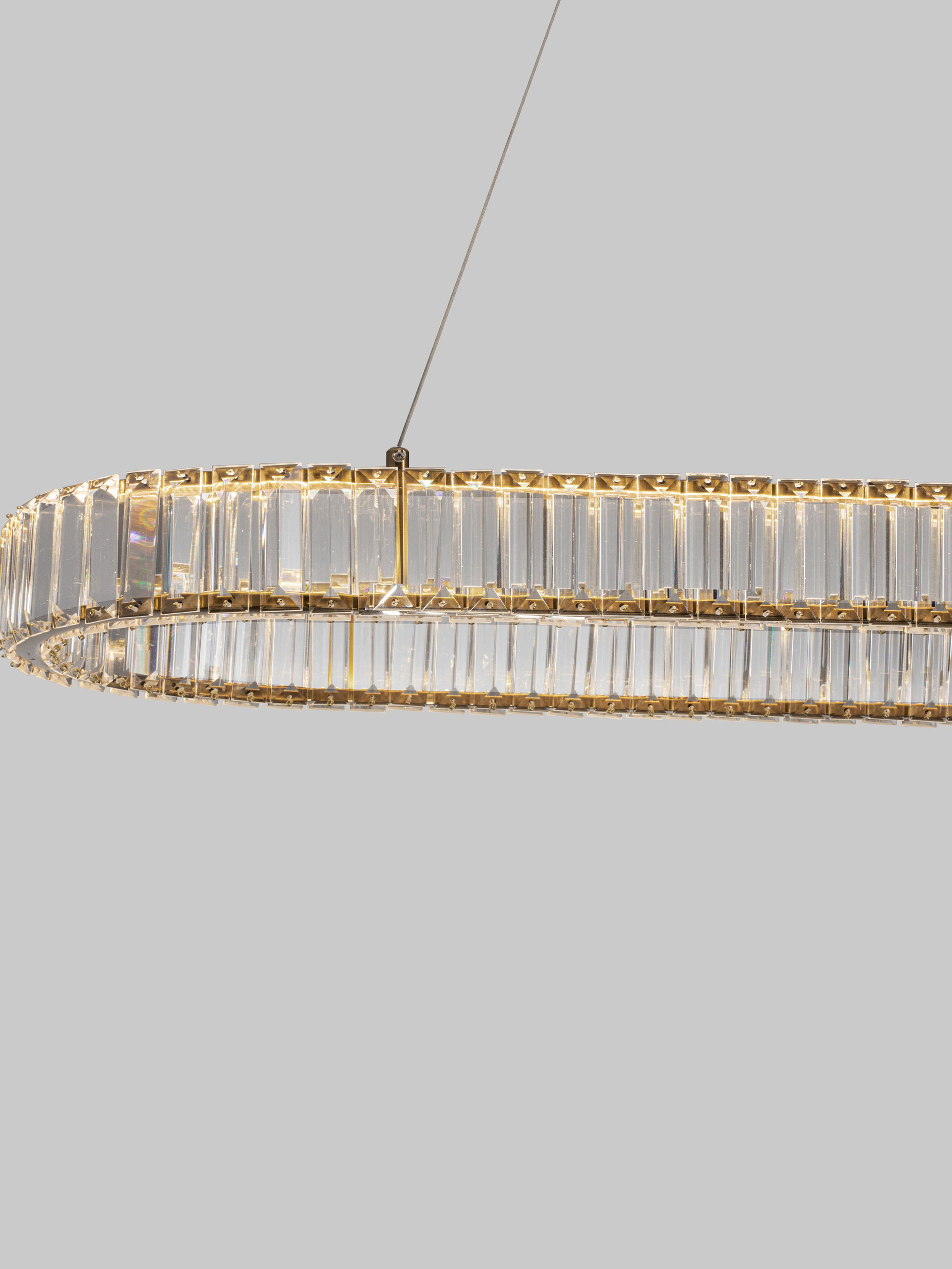 AURELIA | L 92 W 37 H 150 cm | 48 W | 3500 K | 2400 lm | IP20 | Gold | Metal/Crystal