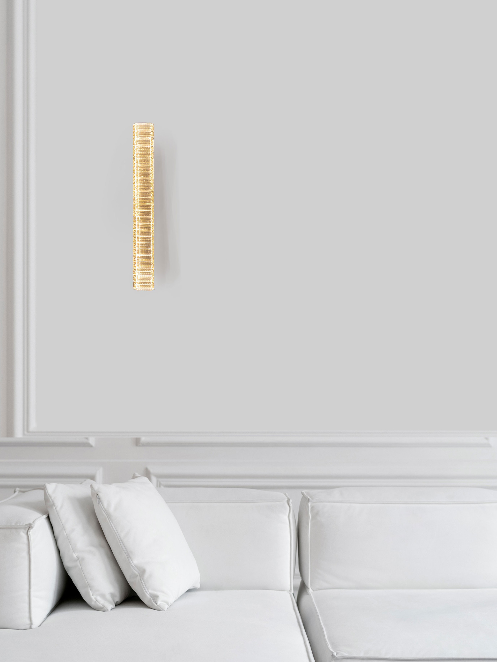 AURELIA | L 7.6 W 12 H 60 cm | 19 W | 3500 K | 950 lm | IP20 | Gold | Metal/Crystal