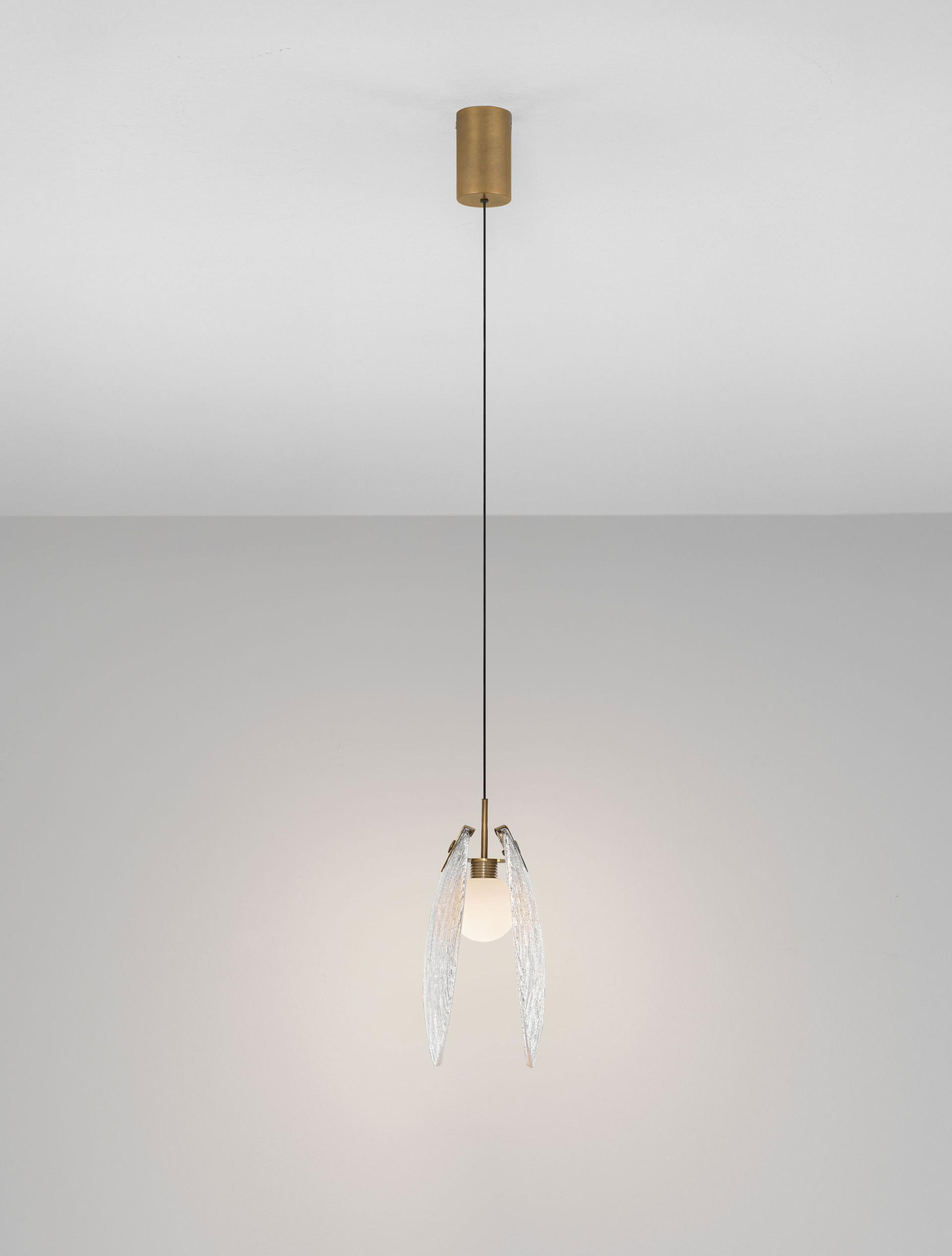 SHELINA | L 15 W 11 H 180 cm | 2 W | 3000 K | 130 lm | IP20 | Antique Brass | Steel/Glass