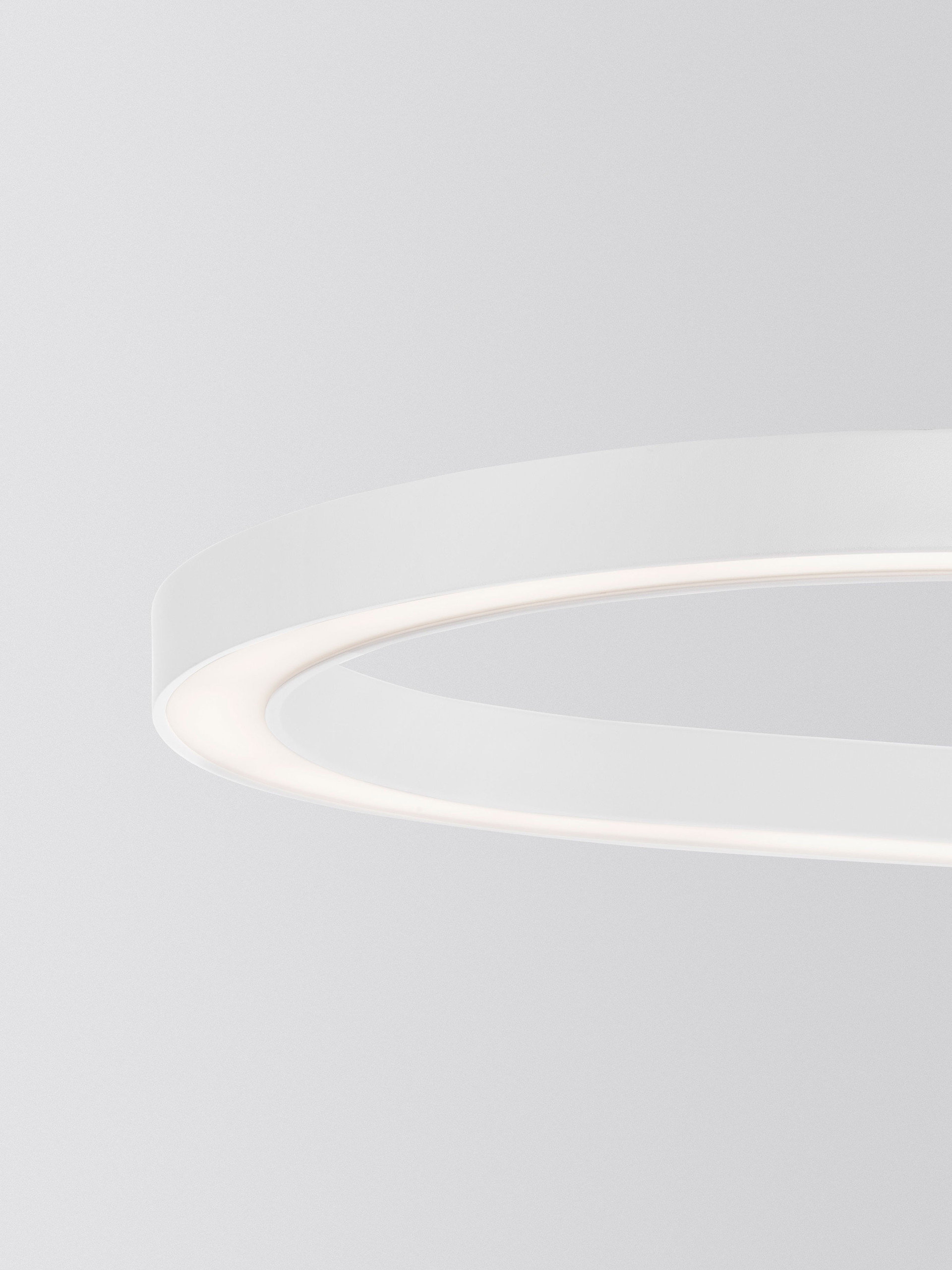 CUPPE | L 120 W 35 H 200 cm | 56 W | 3000 K | 3360 lm | IP20 | White | Aluminum/Acrylic