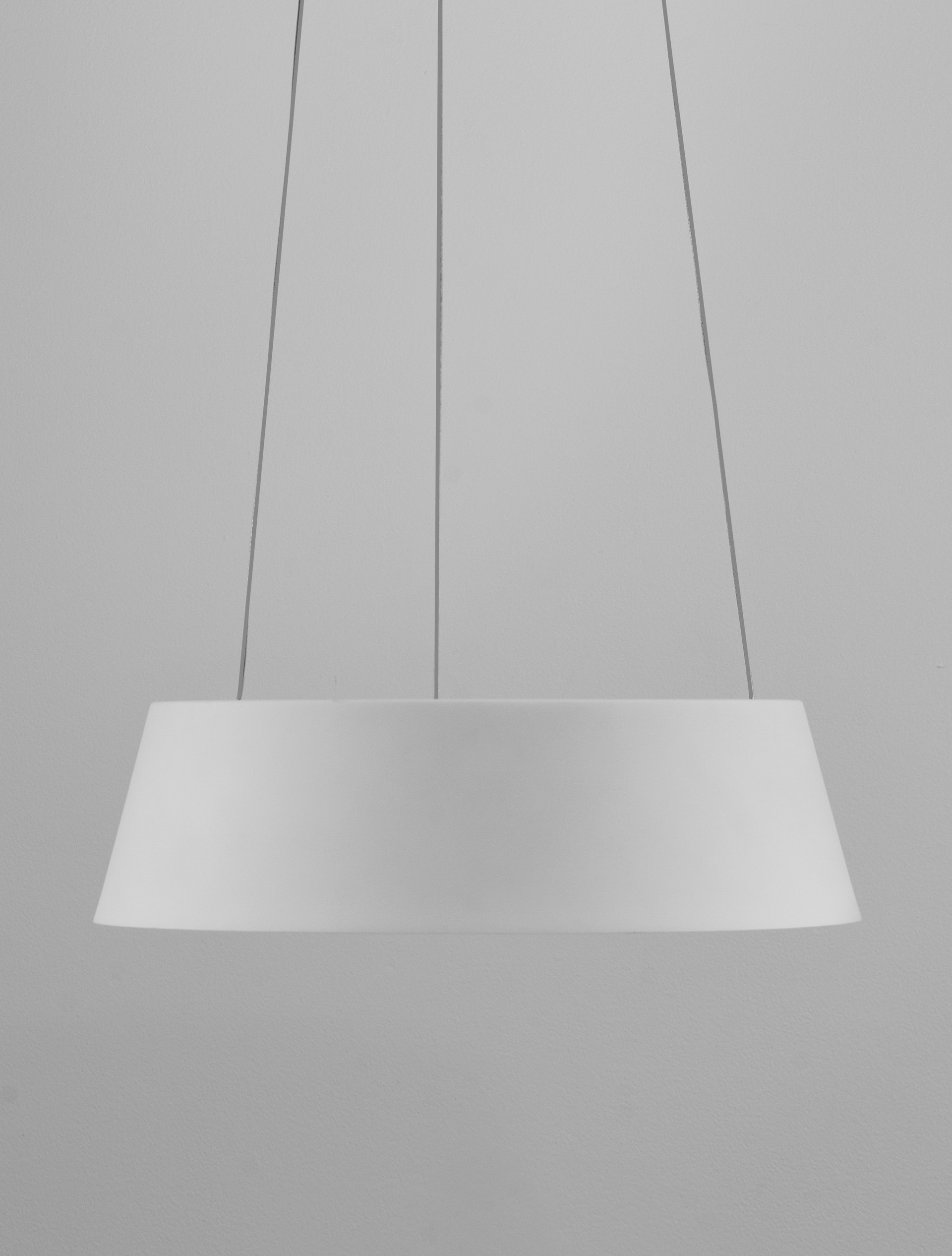 ALBA | H 200 D 42 cm | 42 W | 3000 K | 1279 lm | IP20 | White/Gold | Aluminum