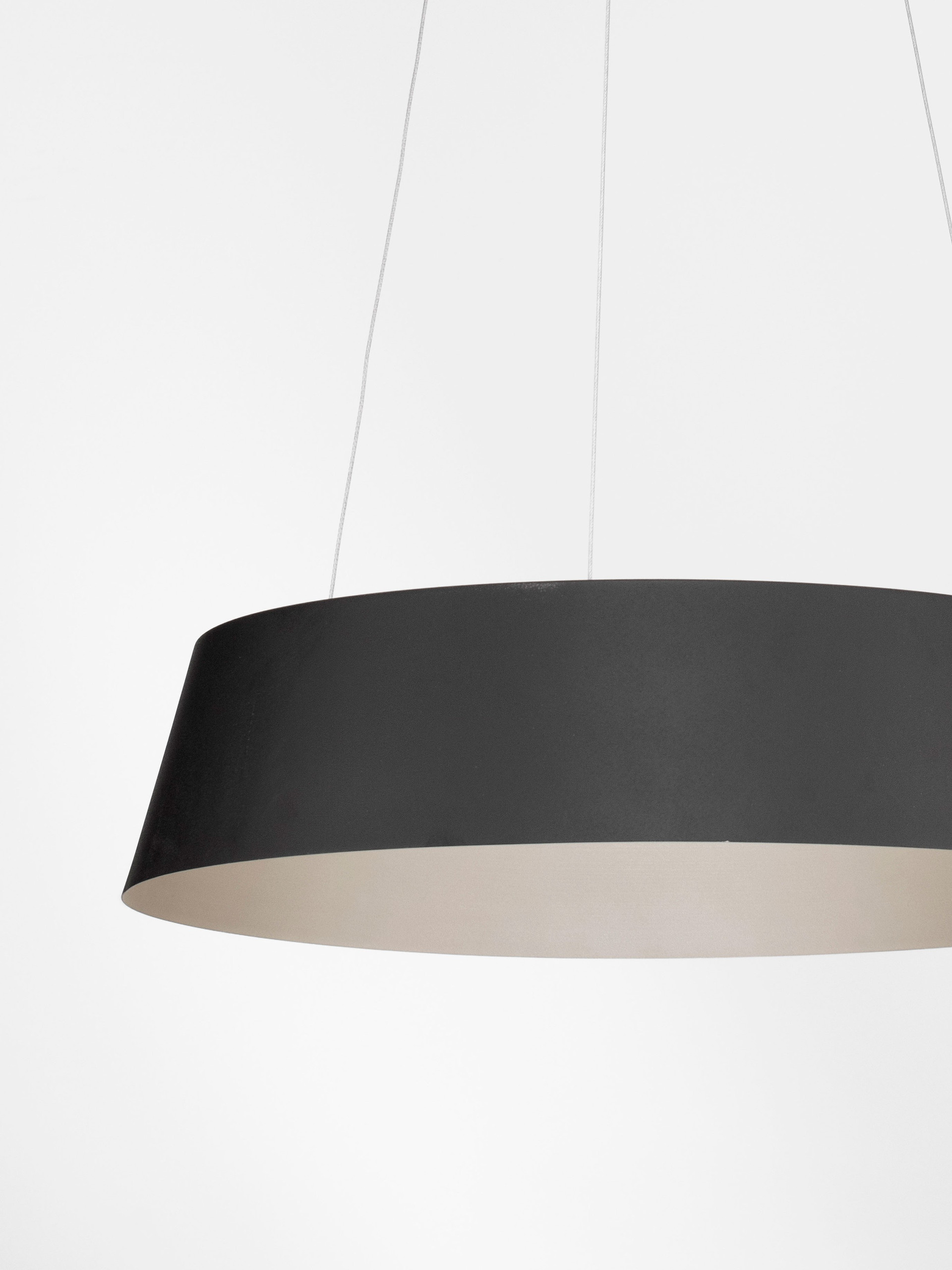 ALBA | H 200 D 54 cm | 53 W | 3000 K | 1982 lm | IP20 | Black/Gold | Aluminum