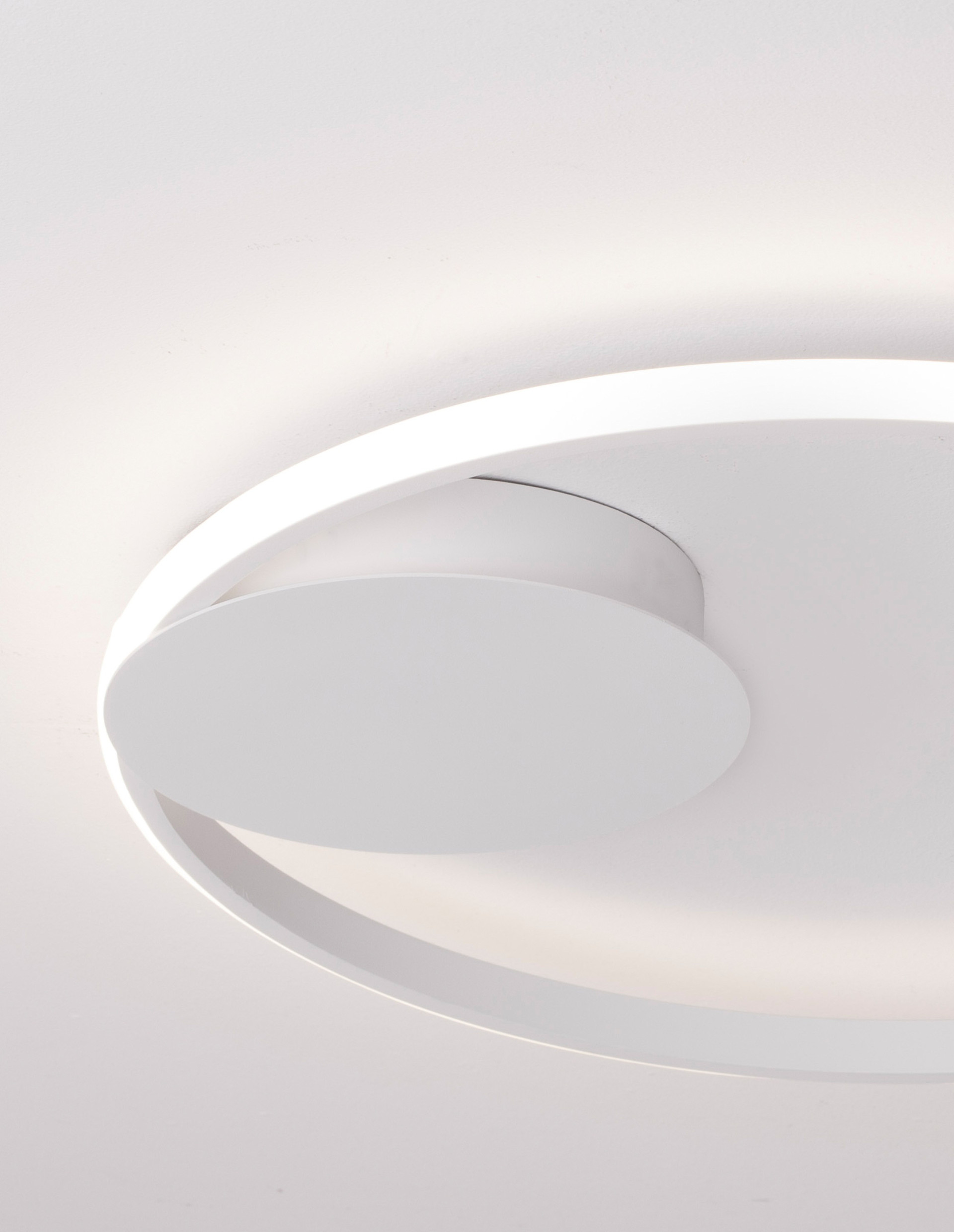 FULINE | H 5 D 50 cm | 32 W | 3000 K | 2320 lm | IP20 | White | Aluminum/Acrylic