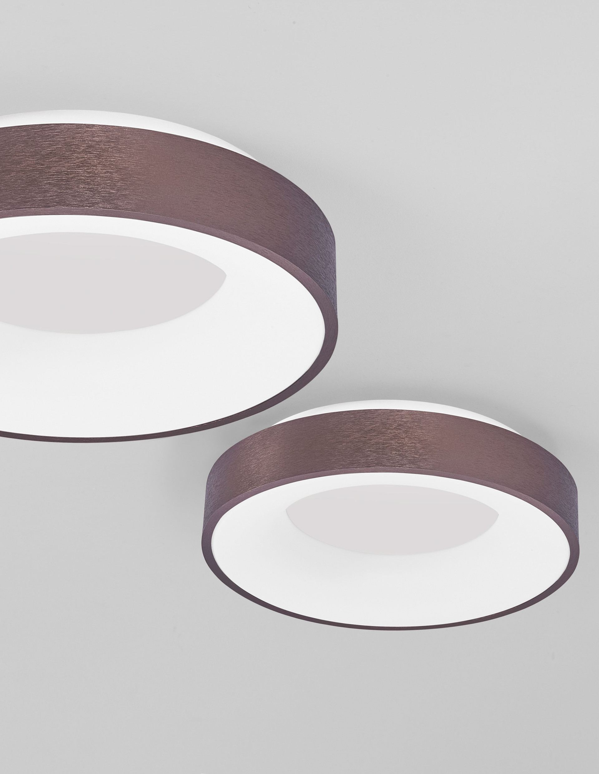 RANDO THIN | H 9 D 38 cm | 30 W | 3000 K | 1845 lm | IP20 | Brown | Aluminum/Acrylic