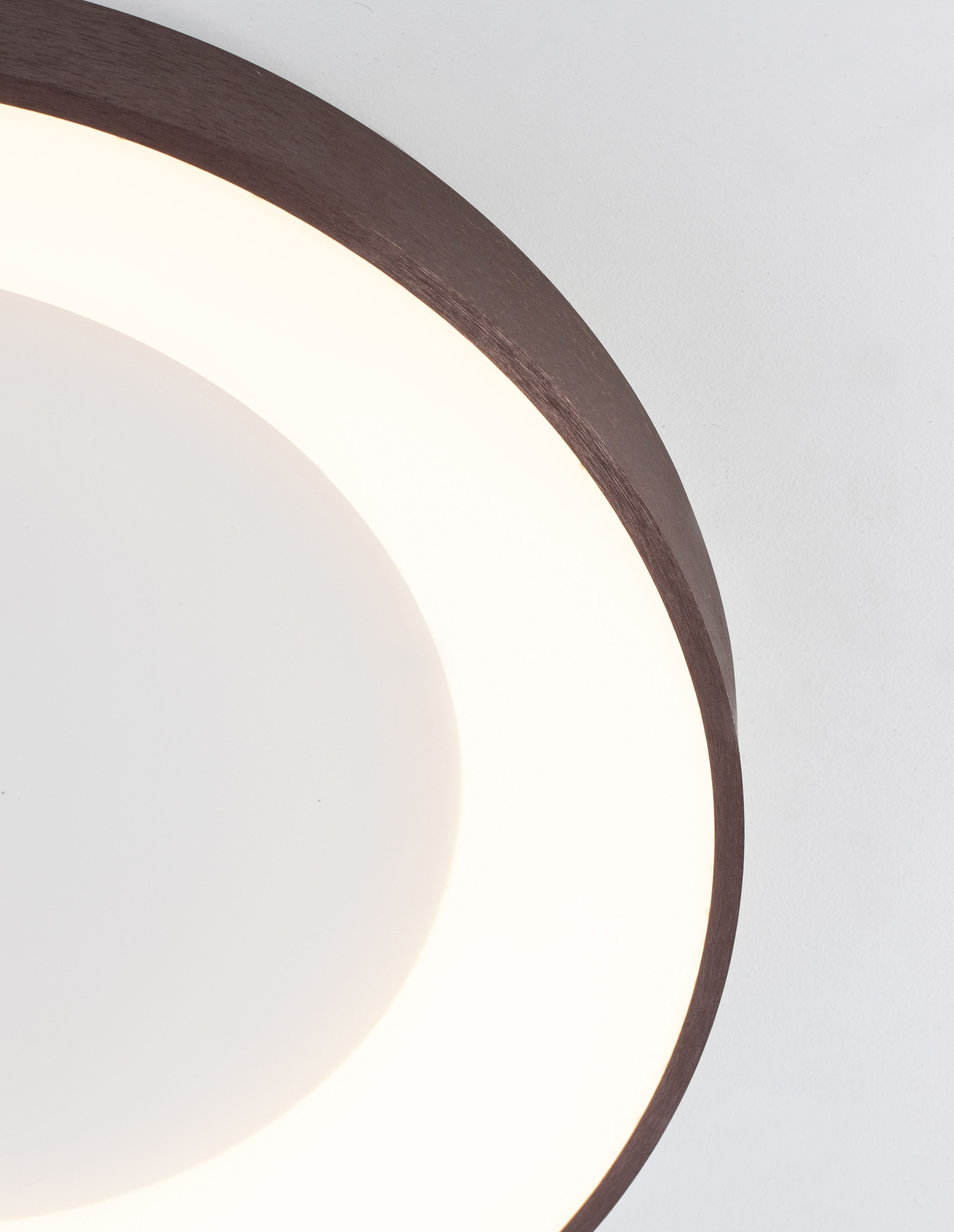 RANDO THIN | H 9 D 60 cm | 50 W | 3000 K | 2864 lm | IP20 | Brown | Aluminum/Acrylic