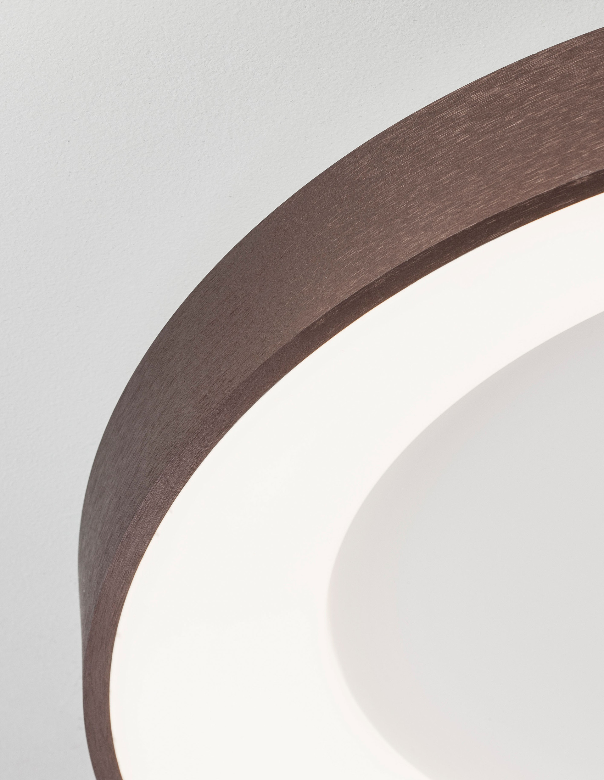 RANDO THIN | H 9 D 60 cm | 50 W | 3000 K | 2864 lm | IP20 | Brown | Aluminum/Acrylic