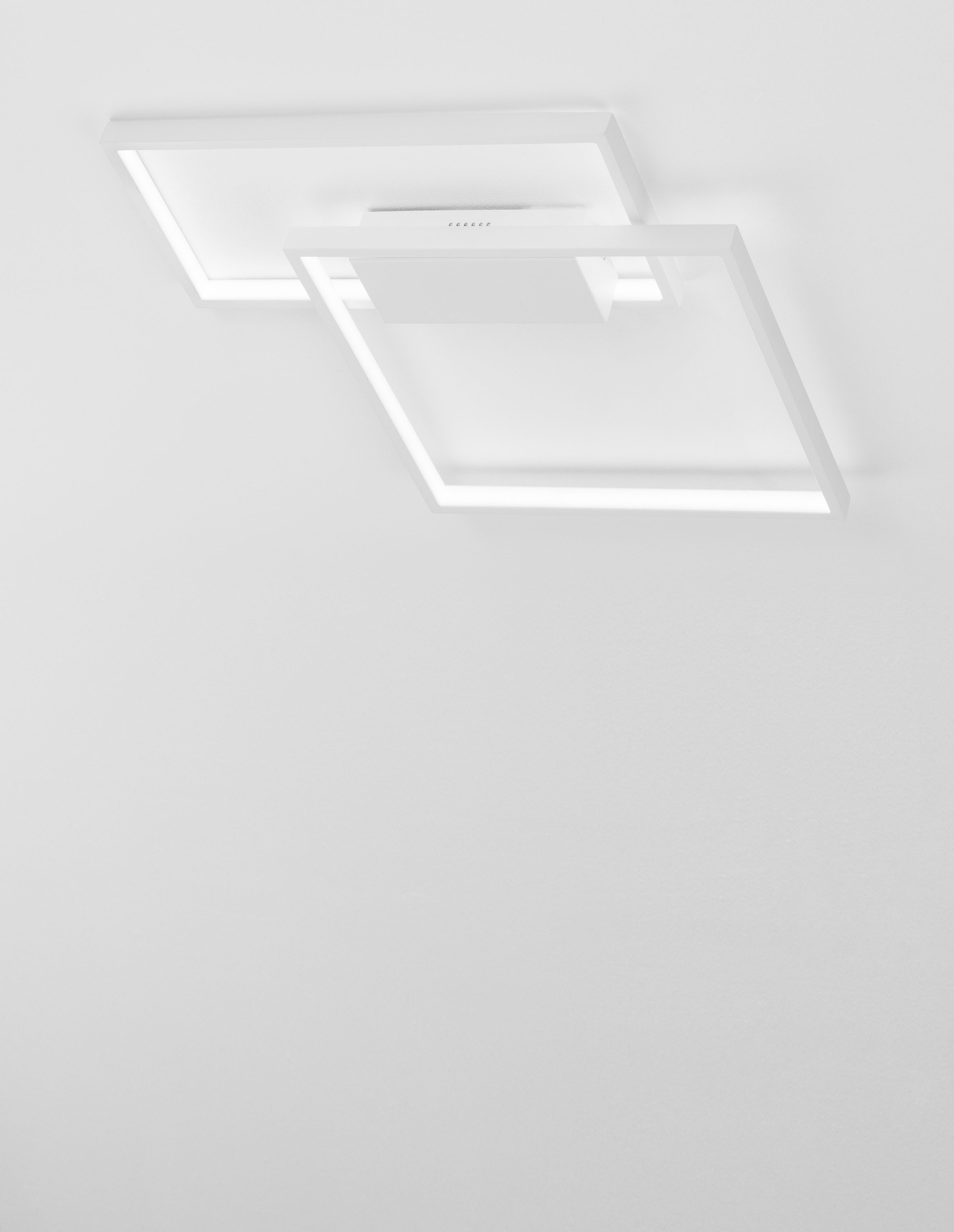 PORTO | L 45 W 45 H 4 cm | 30 W | 3000 K | 2030 lm | IP20 | White | Steel/Aluminum/Acrylic