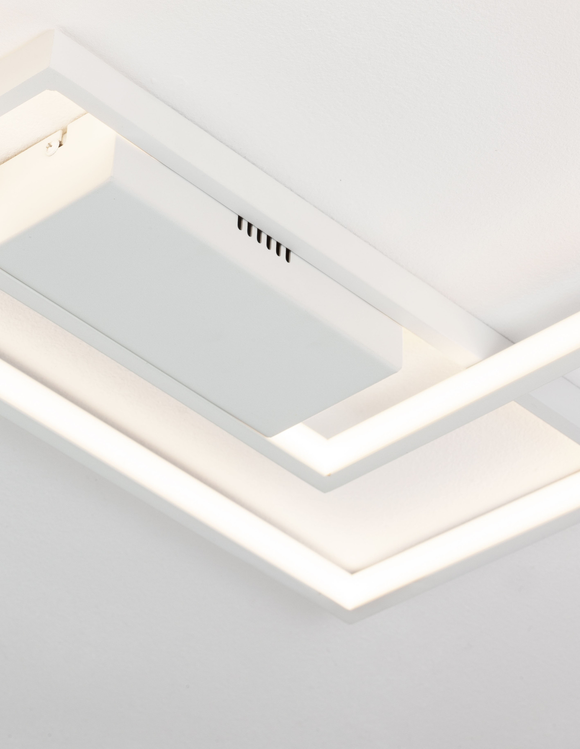 PORTO | L 45 W 45 H 4 cm | 30 W | 3000 K | 2030 lm | IP20 | White | Steel/Aluminum/Acrylic