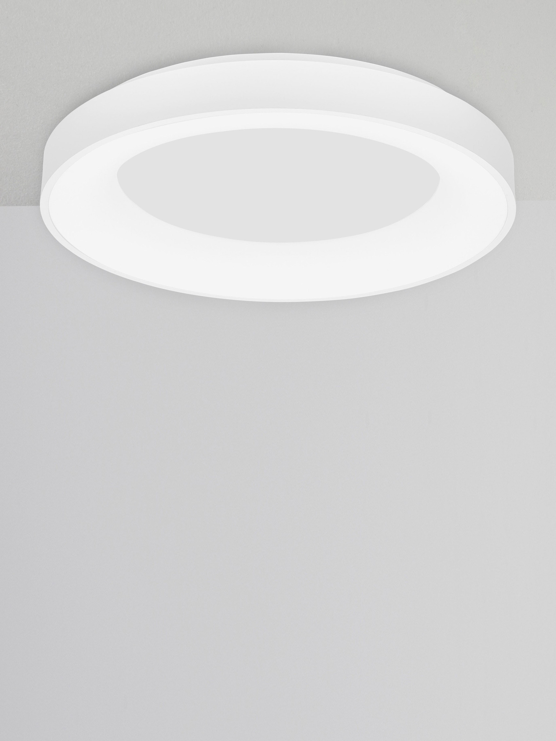 RANDO SMART | H 9 D 60 cm | 50 W | 3000/4000 K | 2864 lm | IP20 | White | Aluminum/Acrylic