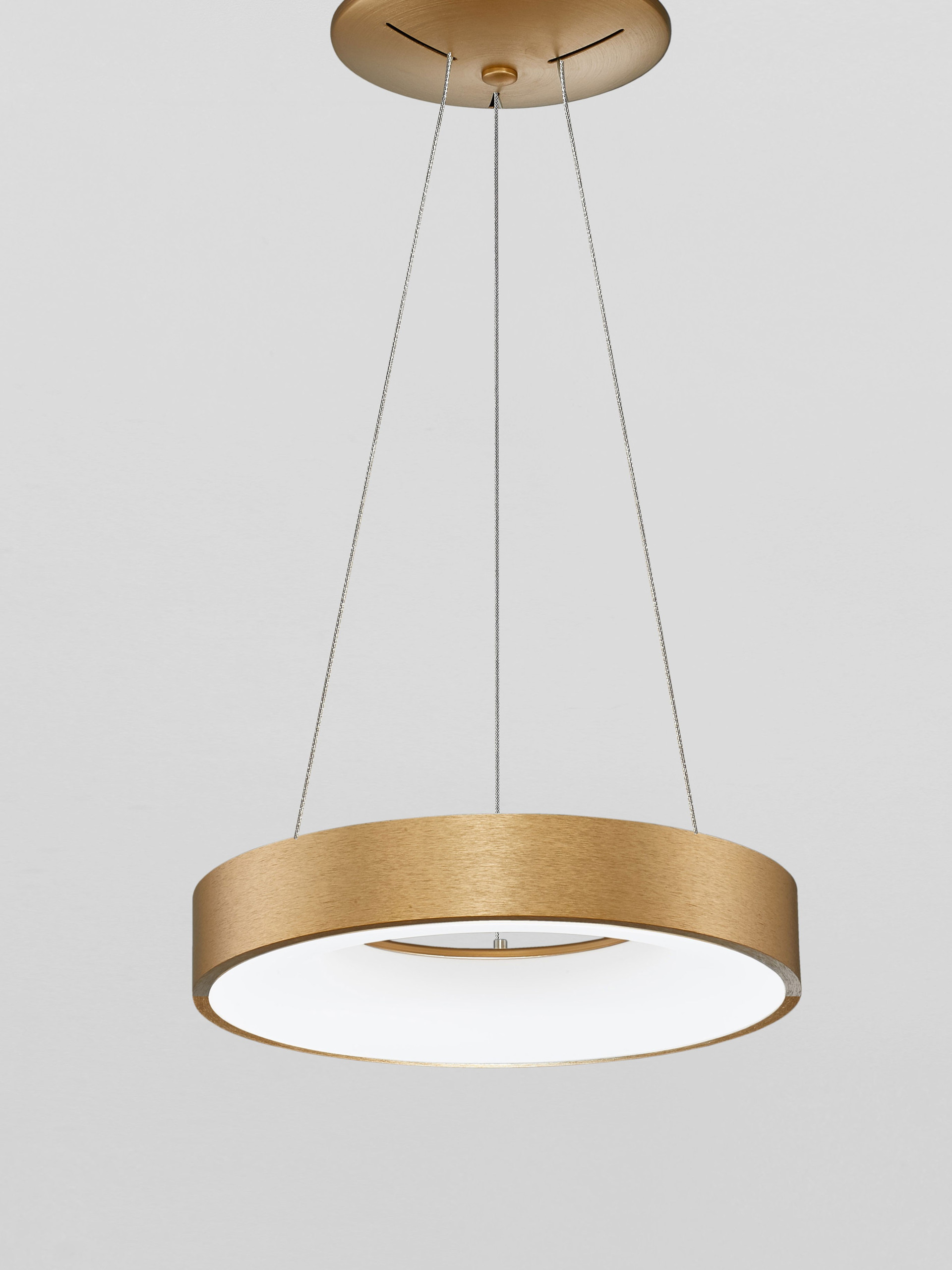 RANDO THIN | H 120 D 38 cm | 30 W | 3000 K | 1845 lm | IP20 | Gold | Aluminum/Acrylic