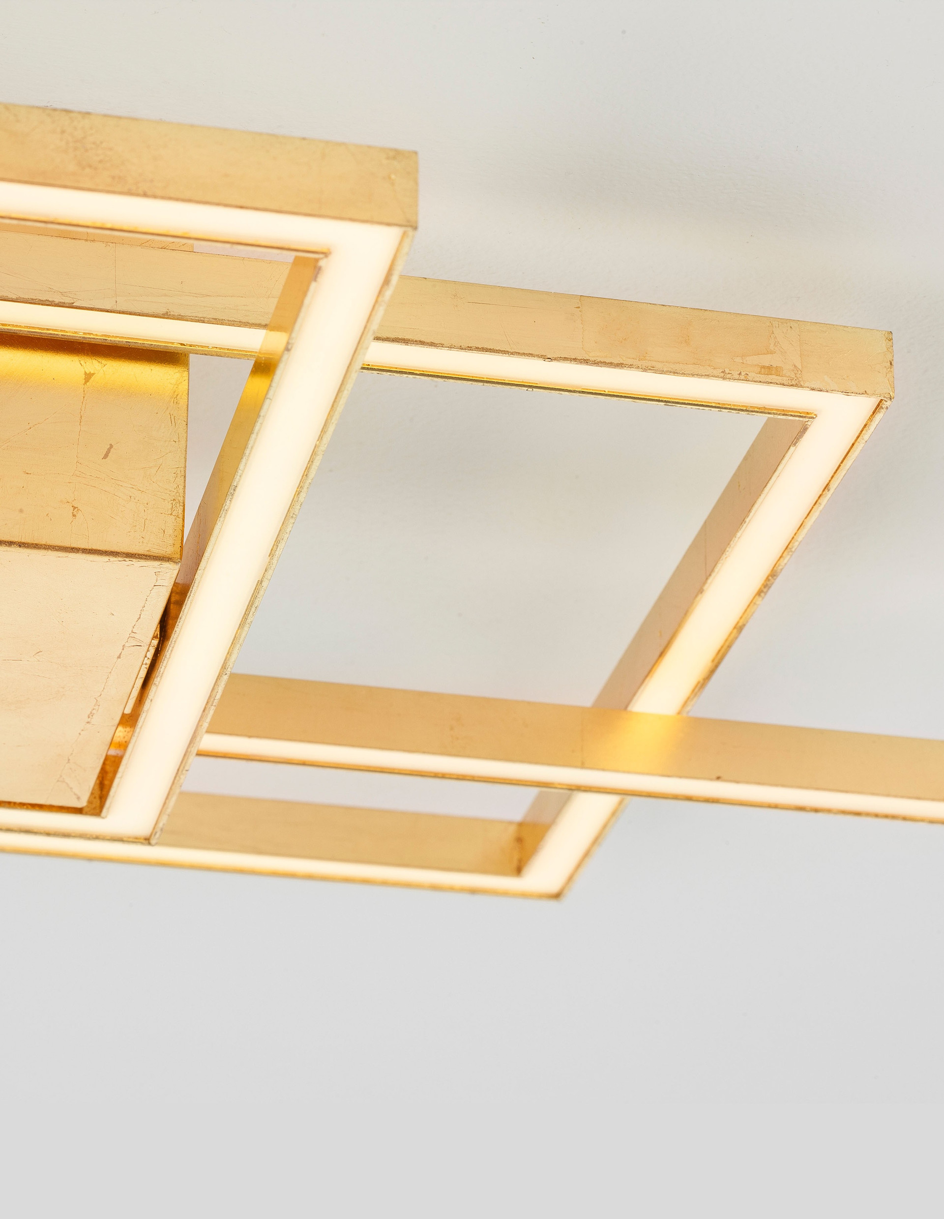 BILBAO | L 90 W 67 H 9 cm | 55 W | 3000 K | 2600 lm | IP20 | Gold | Aluminum/Acrylic