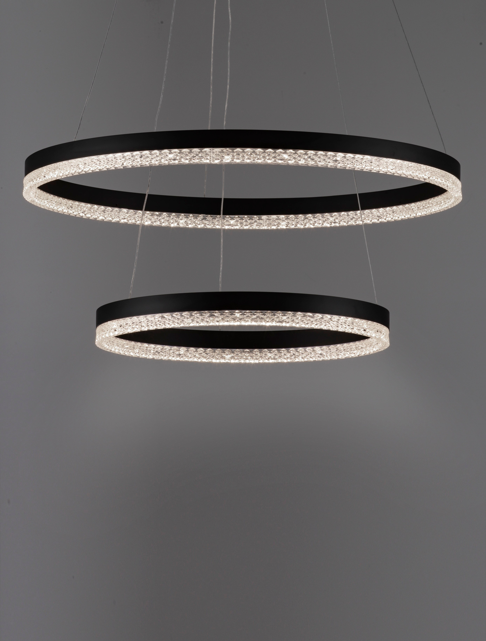 ADRIA | H 150 D 60 cm | 52 W | 3000 K | 5984 lm | IP20 | Nero | Alluminio