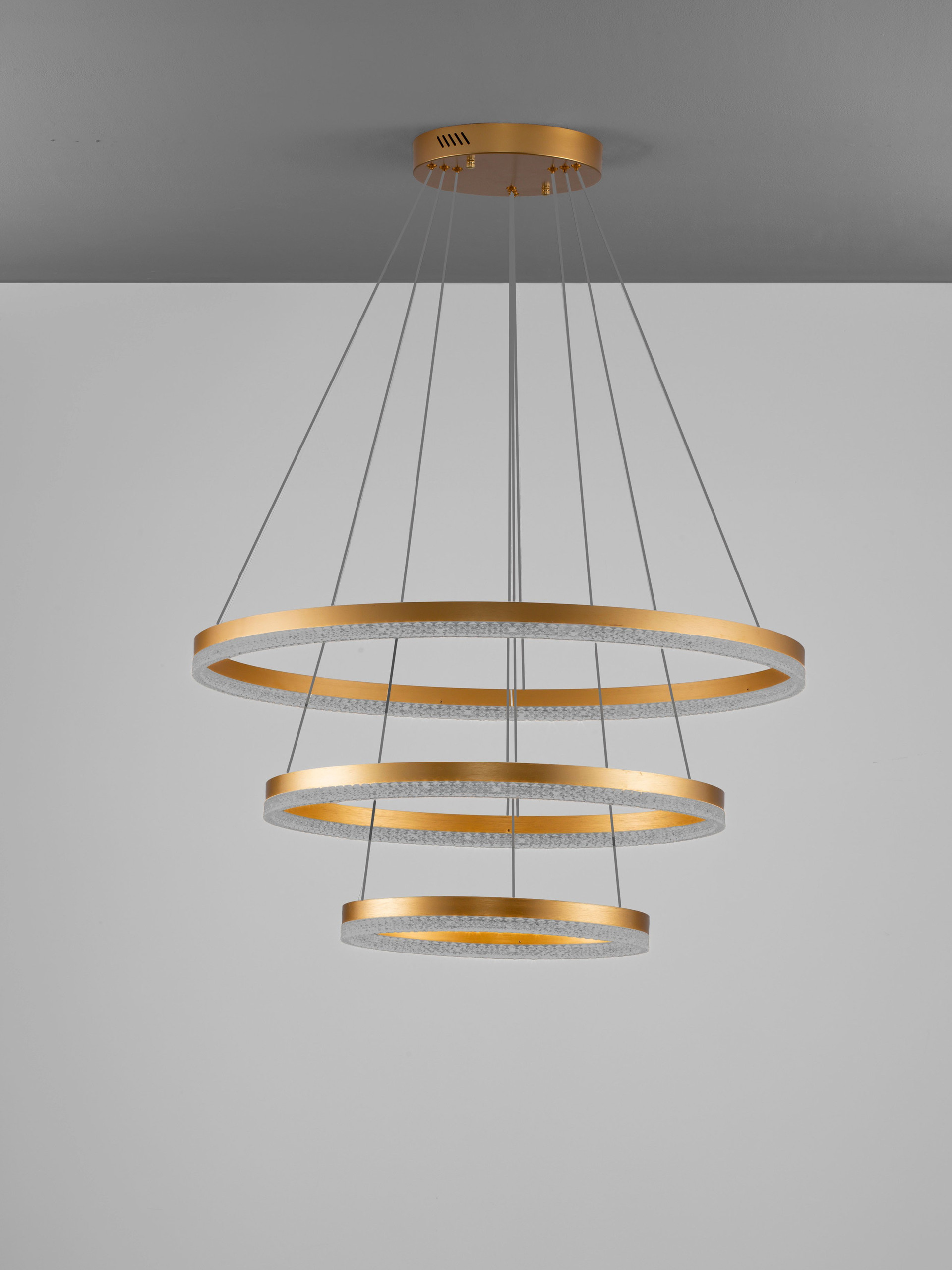 ADRIA | H 300 D 80 cm | 97 W | 3000 K | 5820 lm | IP20 | Oro | Alluminio