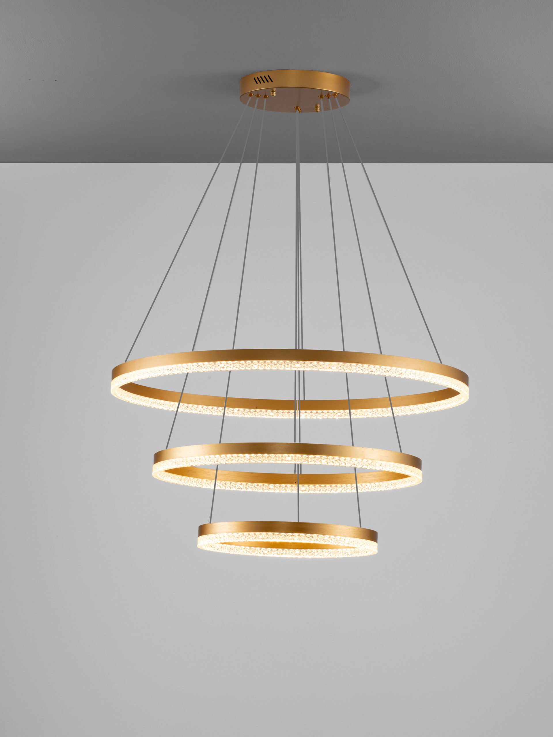 ADRIA | H 300 D 80 cm | 97 W | 3000 K | 5820 lm | IP20 | Oro | Alluminio