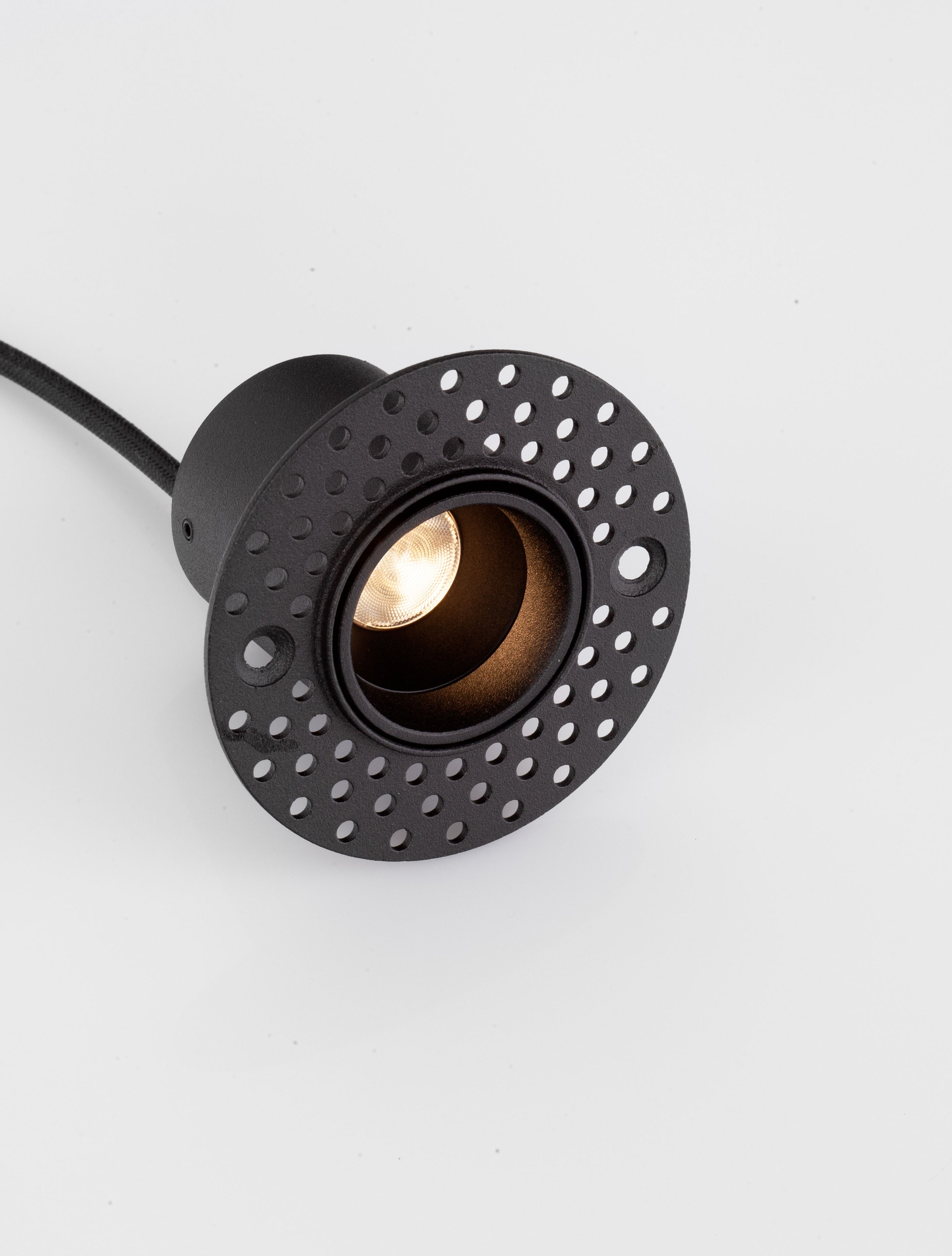 Uho B30-3W-TL-D6.8-A15 thumbnail