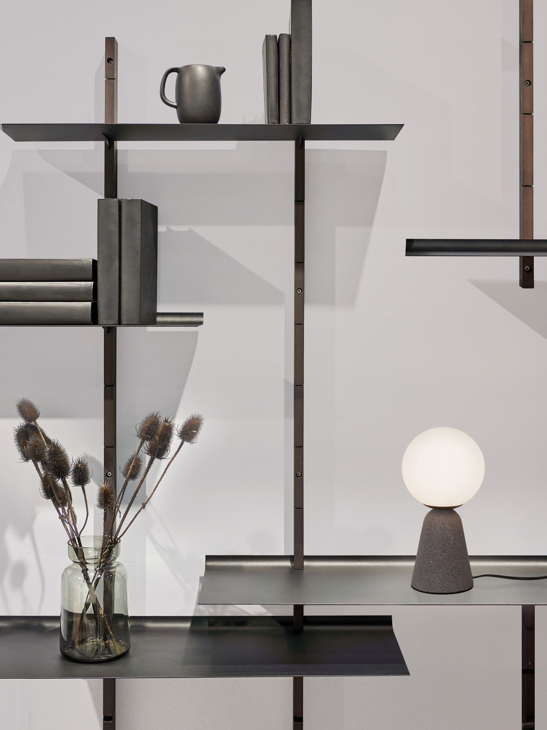 ZERO | H 20 D 10 cm | 5 W | IP20 | Gray | Glass/Concrete