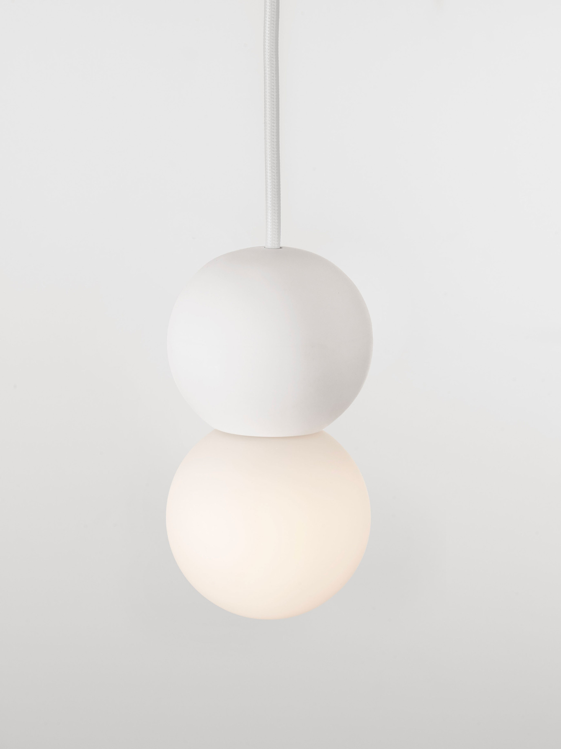 ZERO | H 155 D 8 cm | 5 W | IP20 | White | Glass/Gypsum