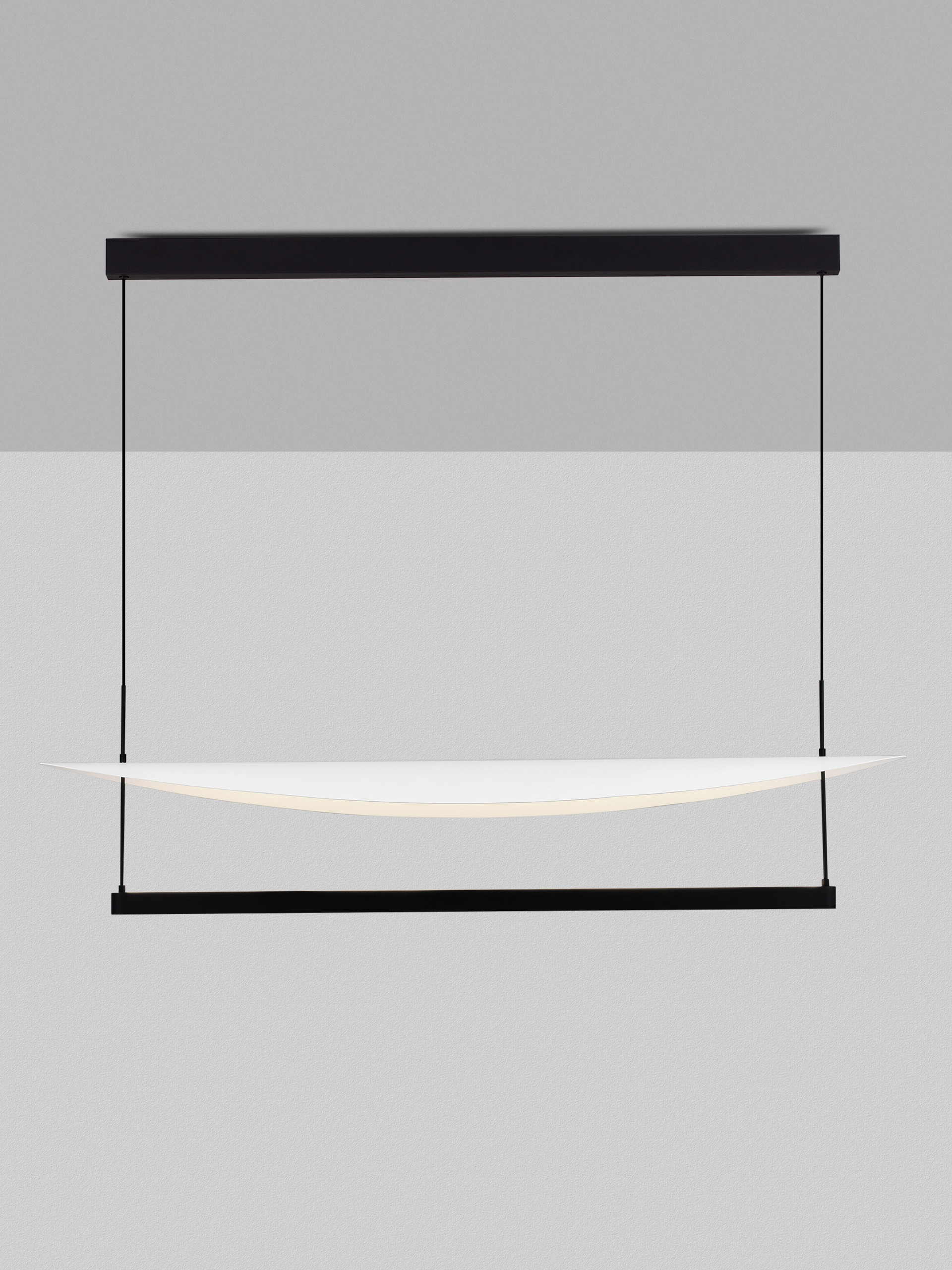 DIONA | L 120 W 30 H 160 cm | 81 W | 2700 K | 5160 lm | IP20 | Black/White | Aluminum
