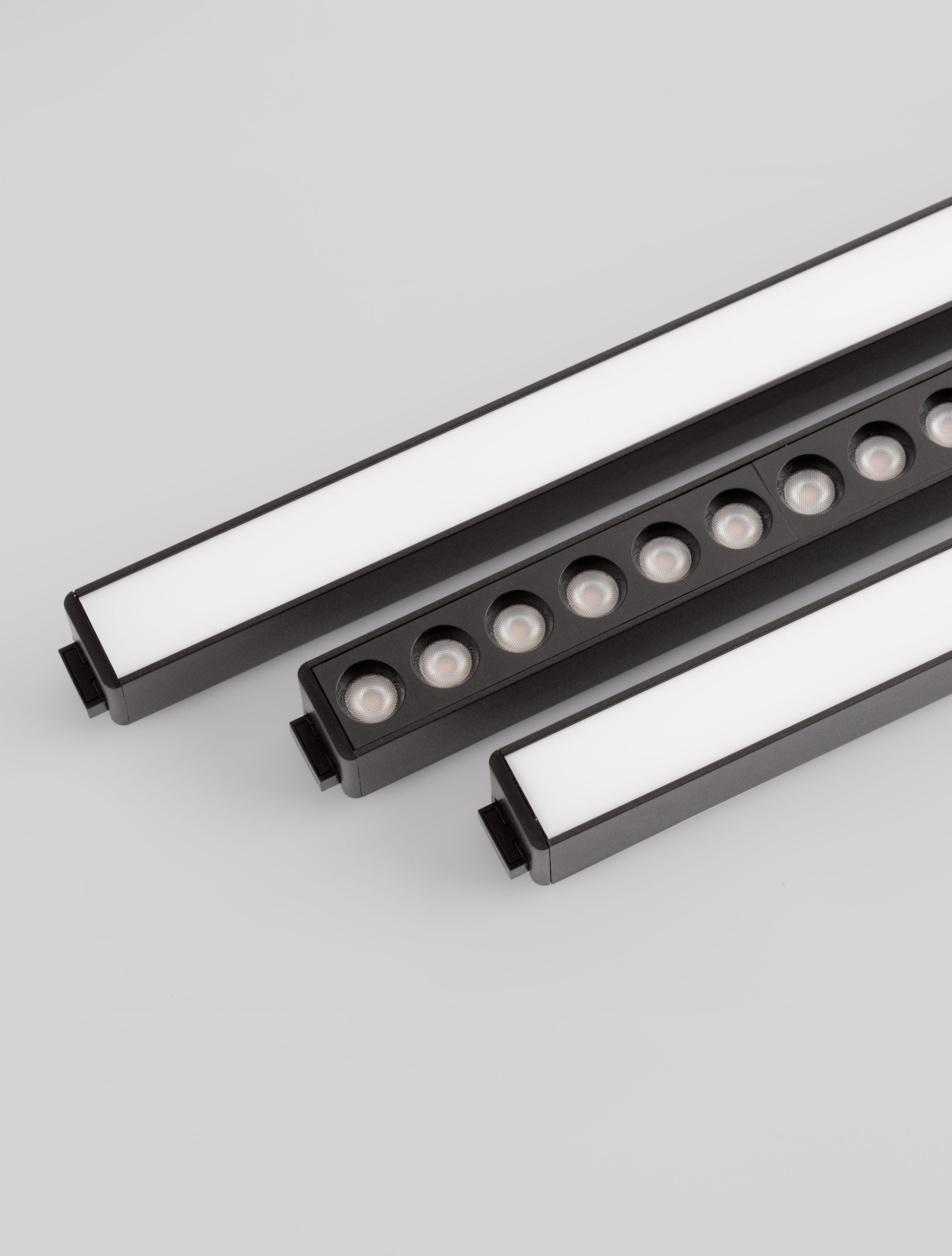 Flat B30-12W