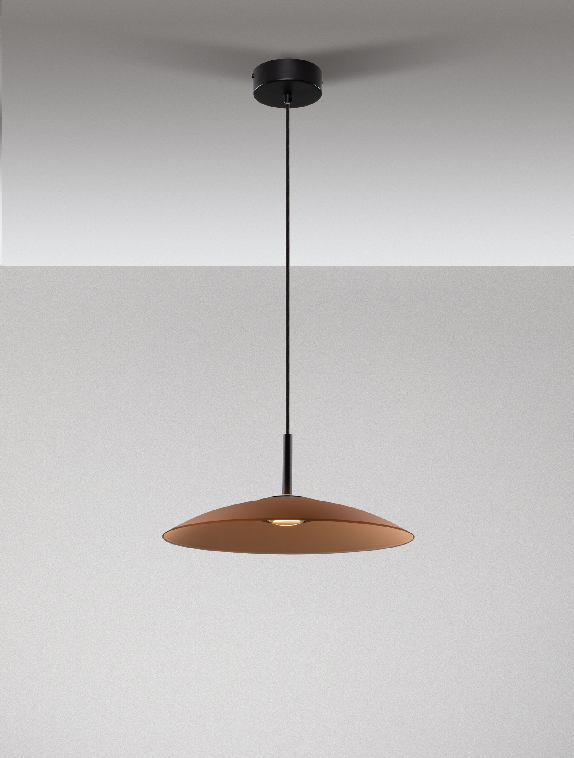 POLIFEMO | H 140 D 40 cm | 12 W | 3000 K | 1360 lm | IP20 | Black/Brown | Glass/Metal