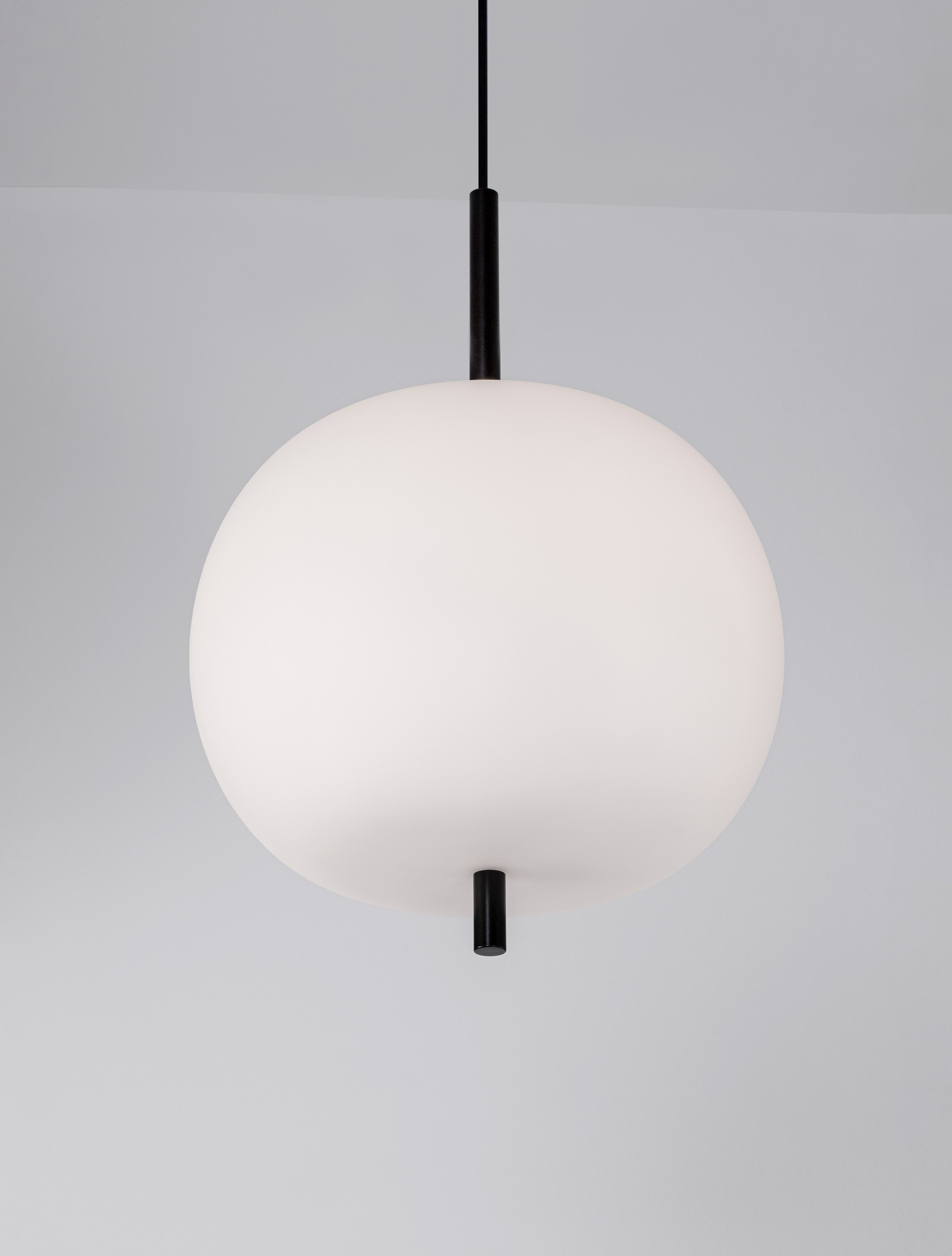 LATO | H 120 D 30 cm | 12 W | IP20 | Black/White | Glass/Metal/Fabric