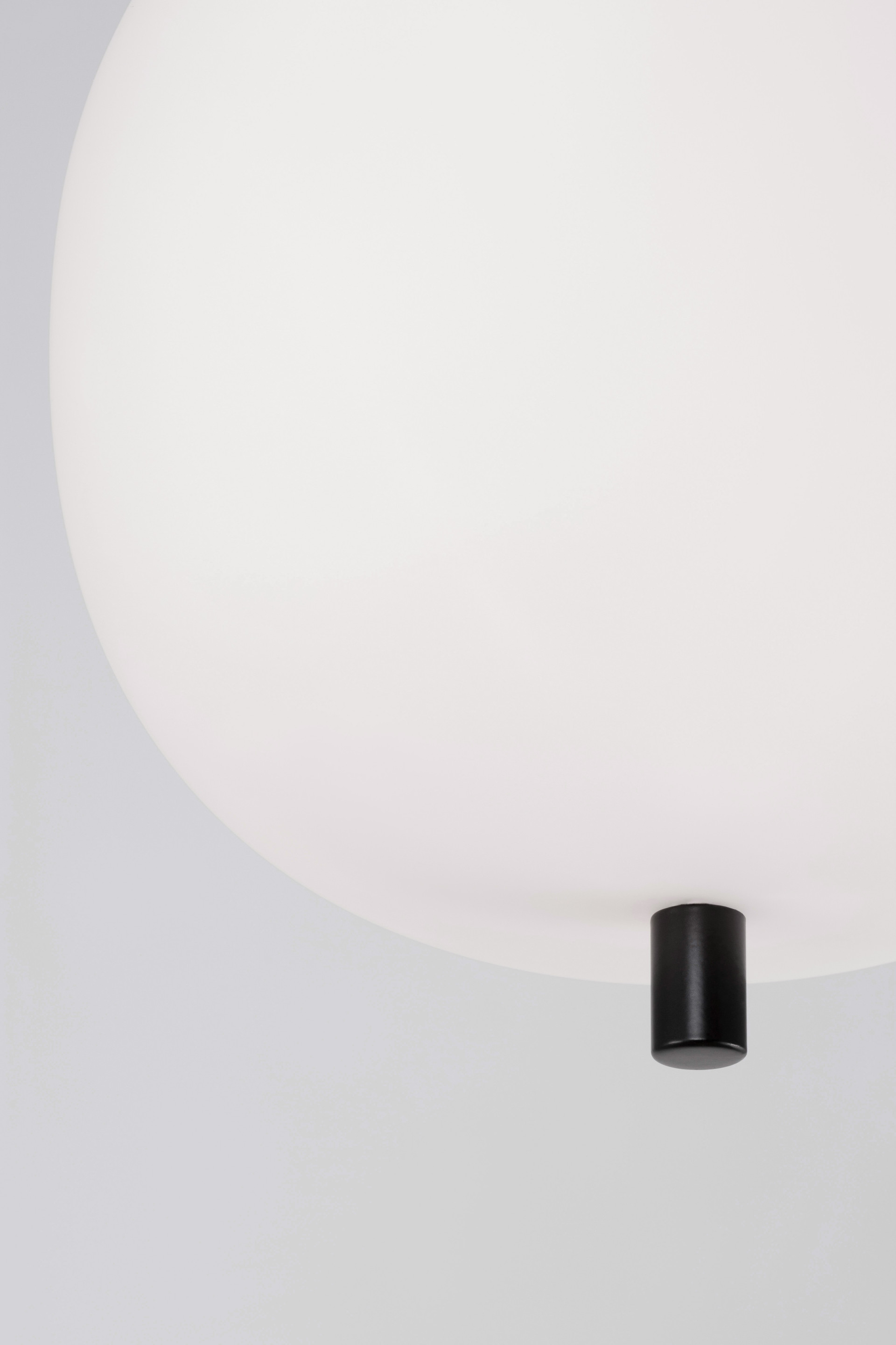 LATO | H 120 D 18.5 cm | 5 W | IP20 | Black/White | Glass/Metal/Fabric