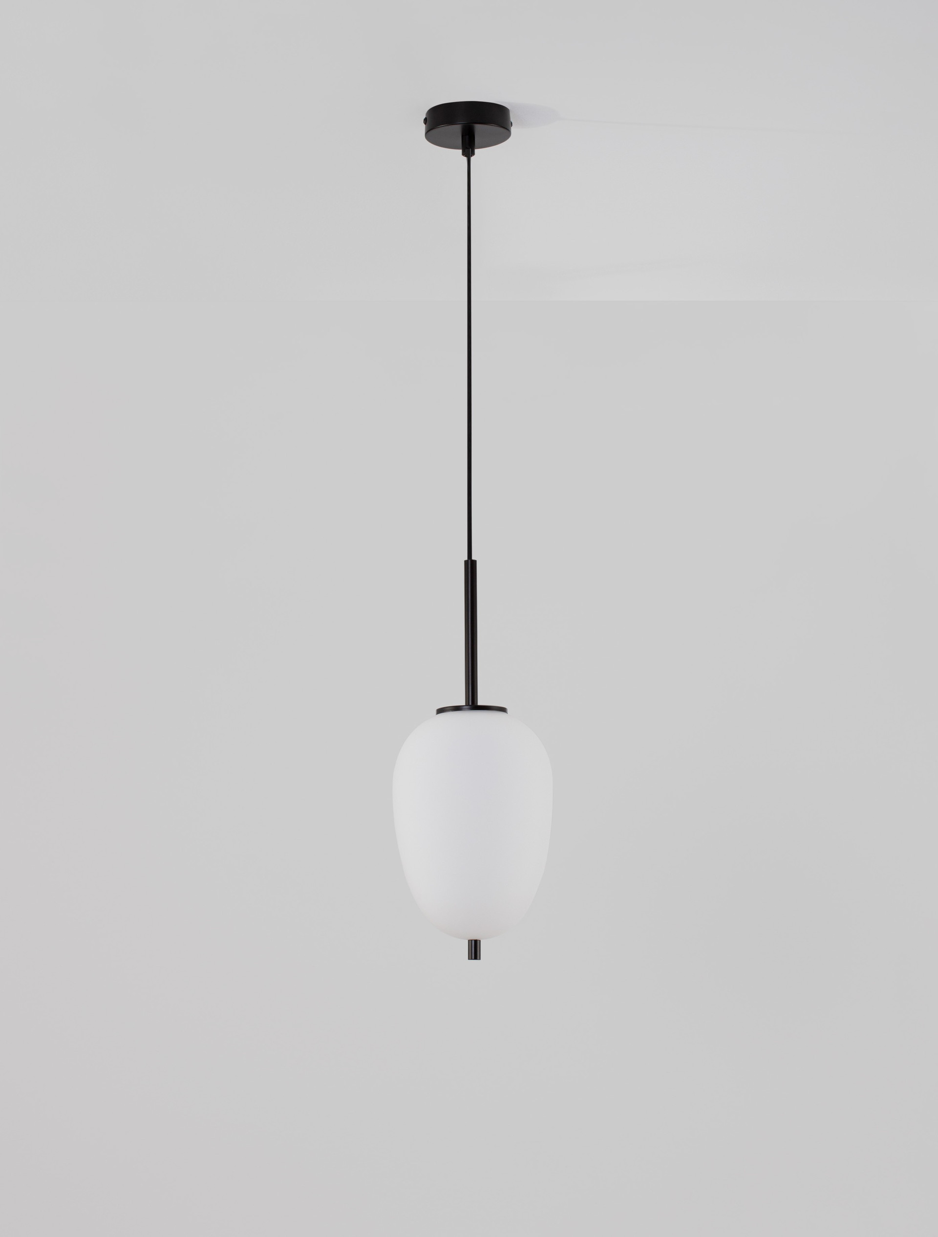 LATO | H 120 D 15.8 cm | 5 W | IP20 | Black/White | Glass/Metal/Fabric