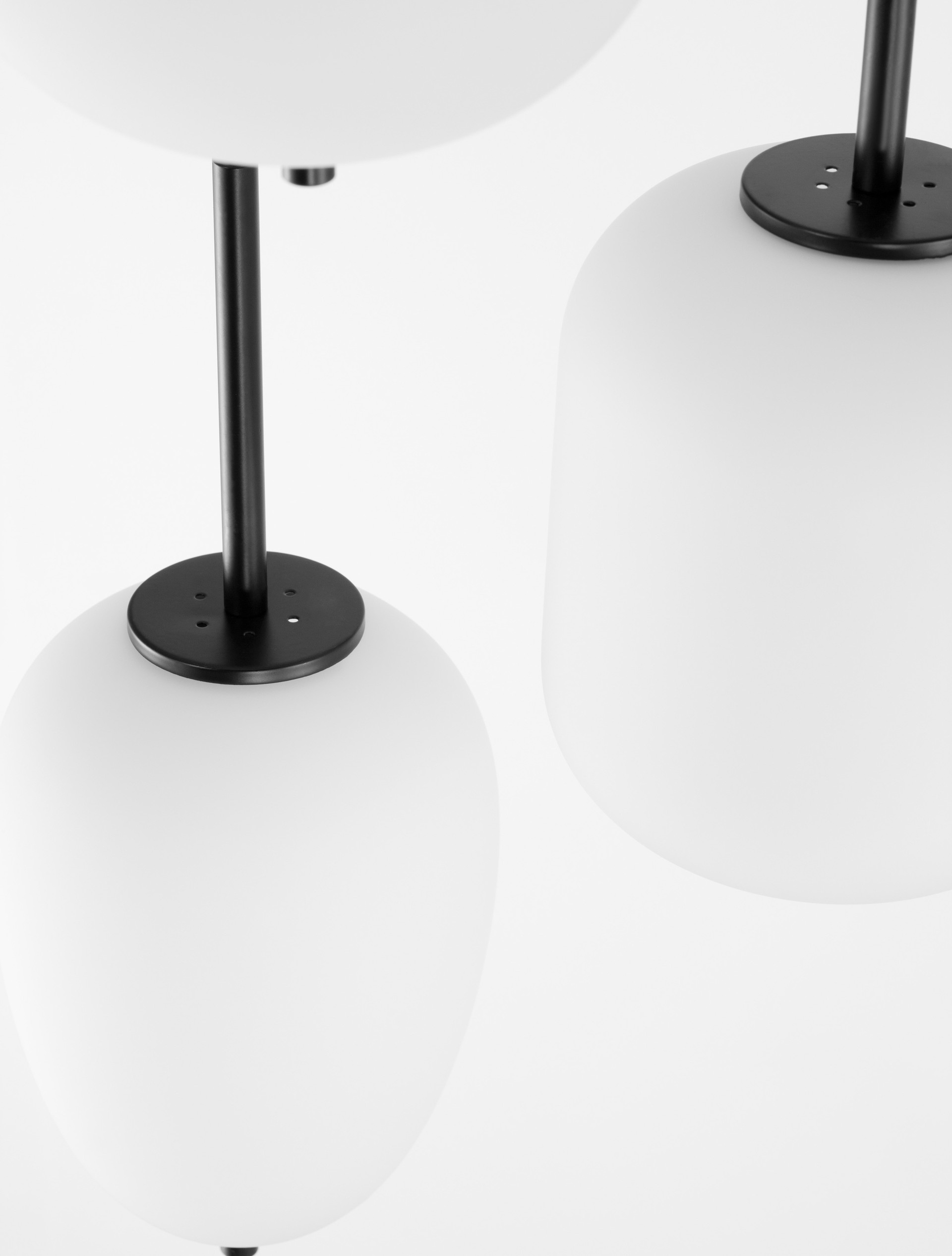 LATO | H 120 D 30 cm | 15 W | IP20 | Black/White | Glass/Metal/Fabric