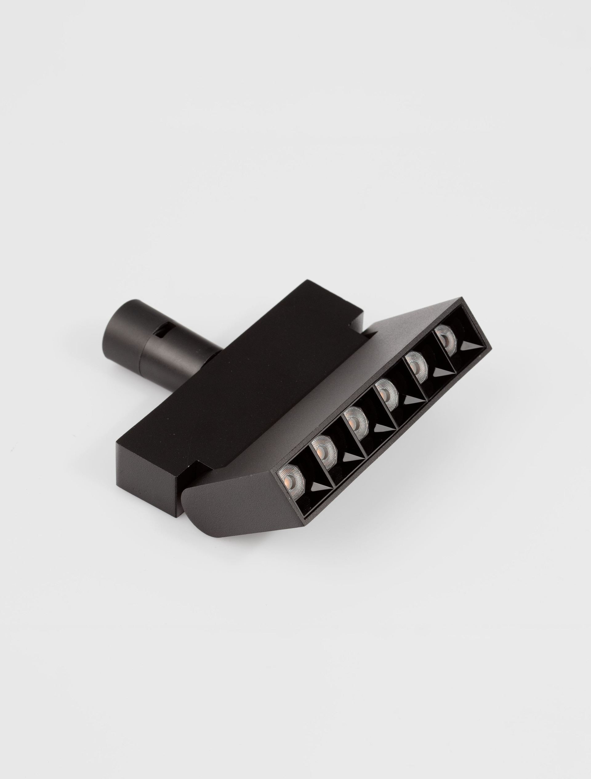 Chroma B30-7W-Triac-A36