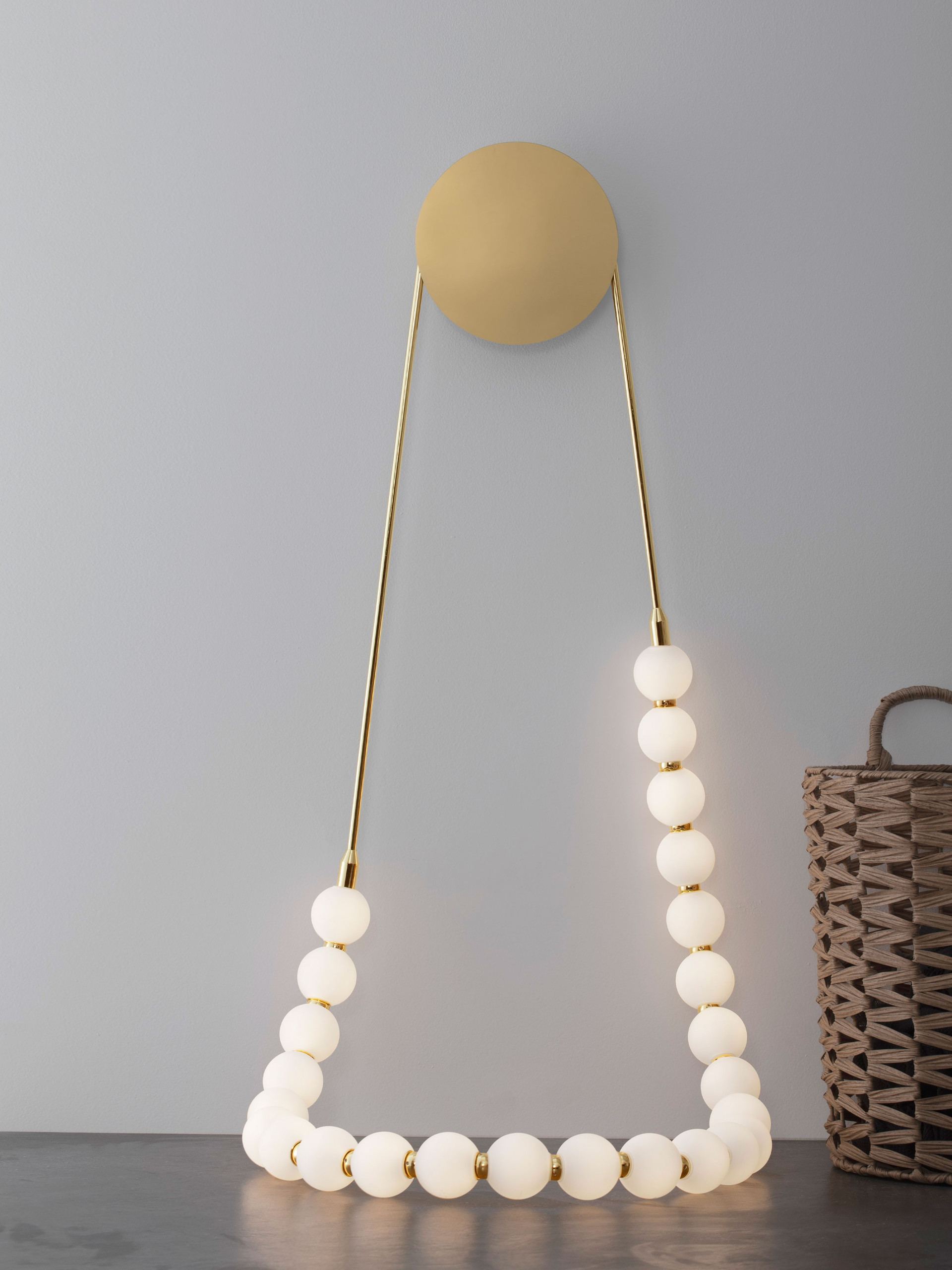 PERLA | L 50 W 5.2 H 132 cm | 56 W | 3000 K | 4734 lm | IP20 | Λευκό/Χρυσός | Γυαλί/Μέταλλο