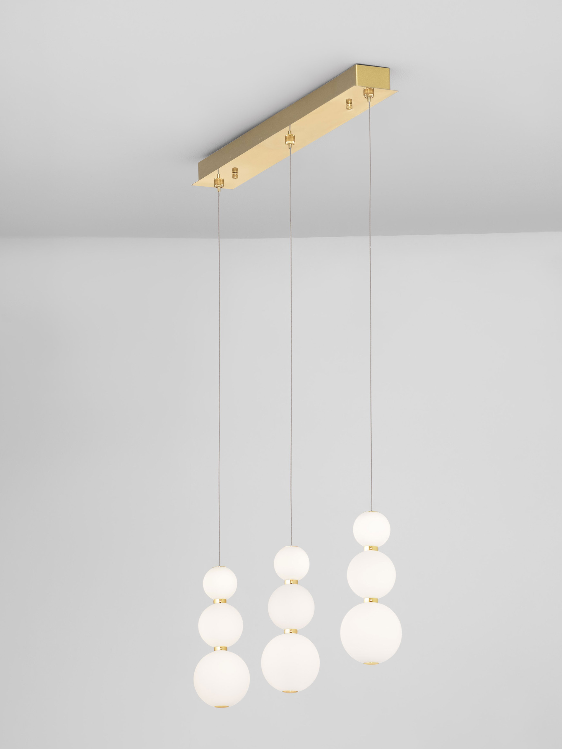 PERLA | L 70 W 10 H 150 cm | 25 W | 3000 K | 2265 lm | IP20 | White/Gold | Glass/Metal