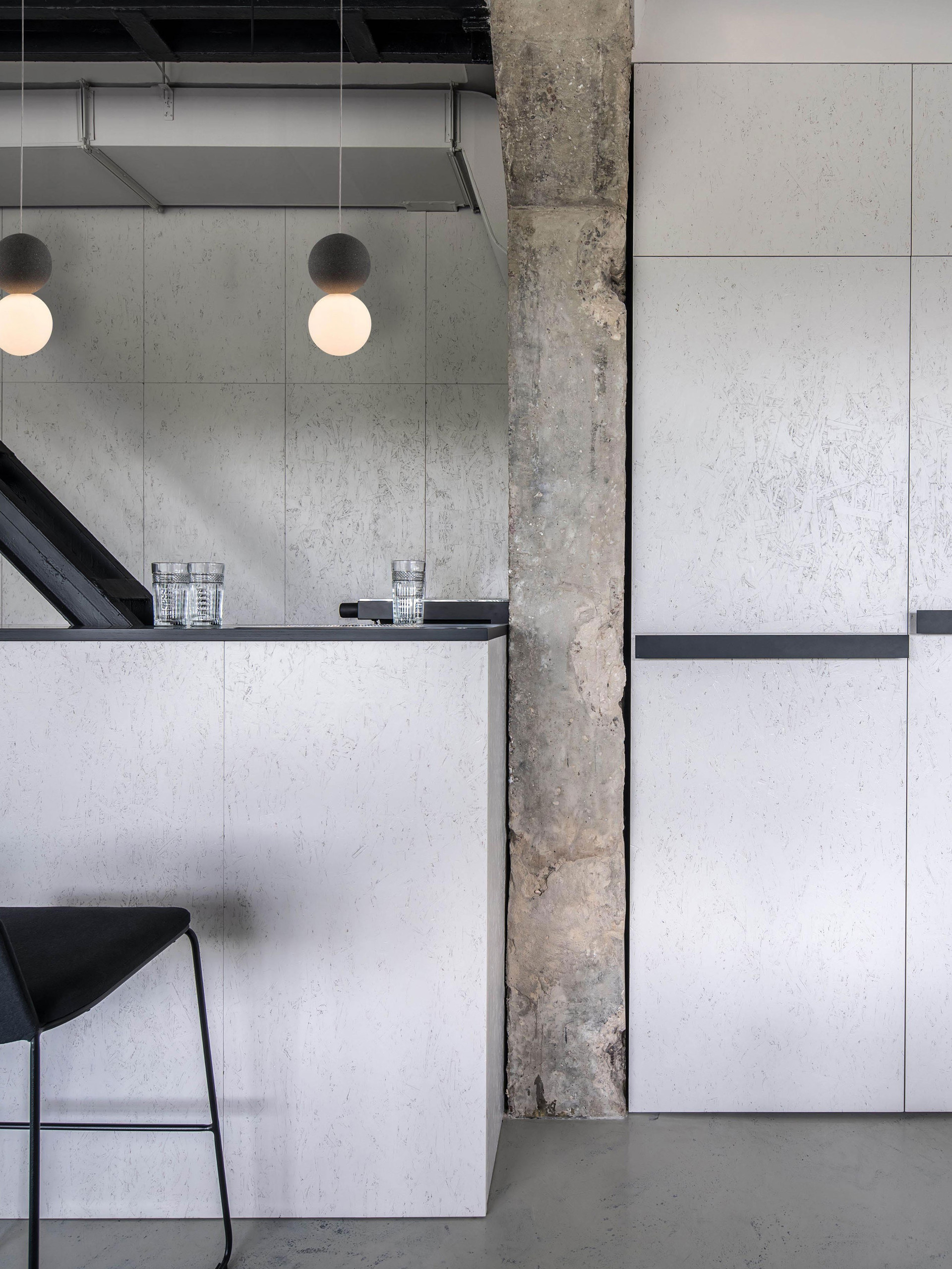 ZERO | H 120 D 10 cm | 5 W | IP20 | Gray | Glass/Aluminum/Concrete