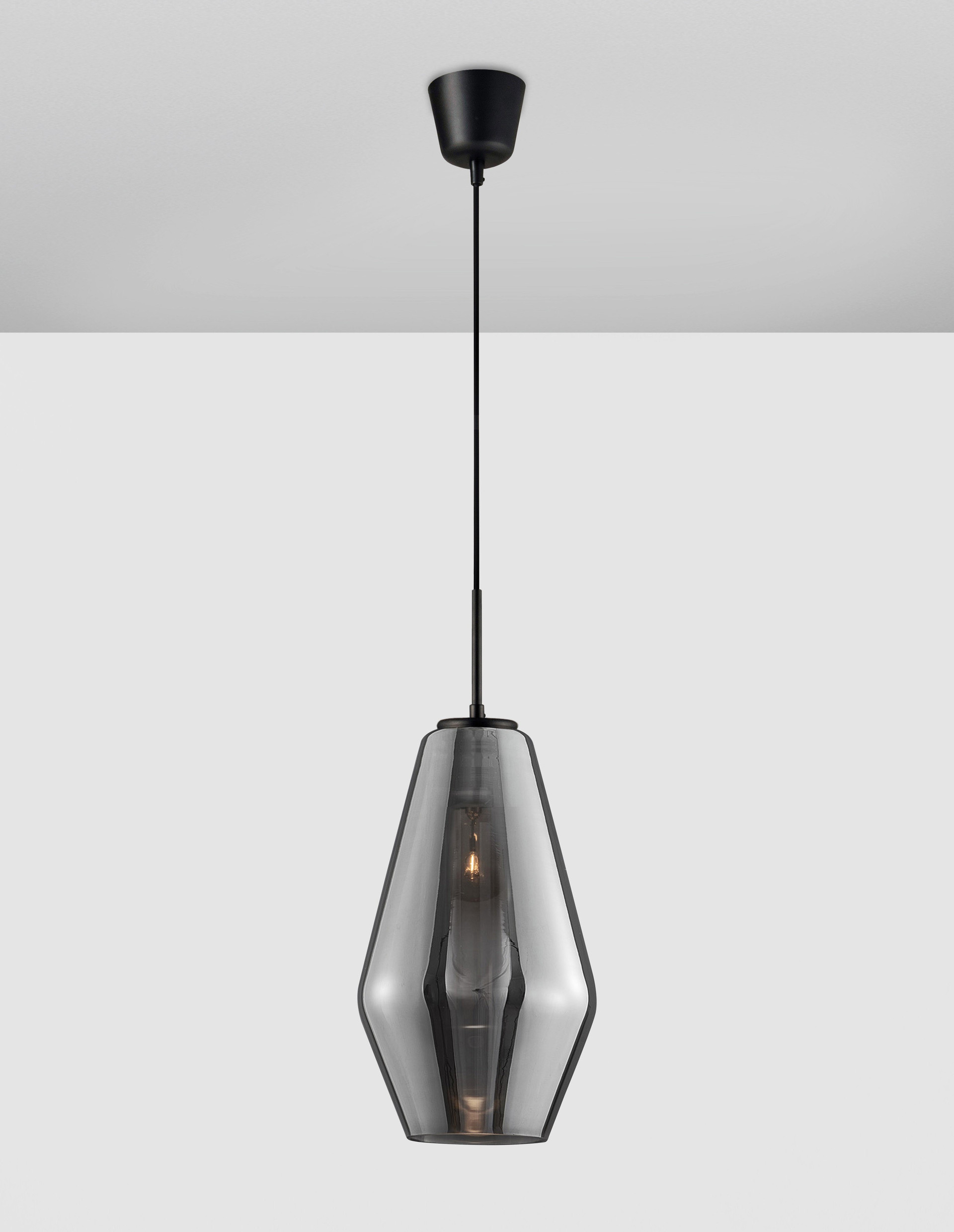 VEIRO | Smokey | Glass/Metal/Fabric