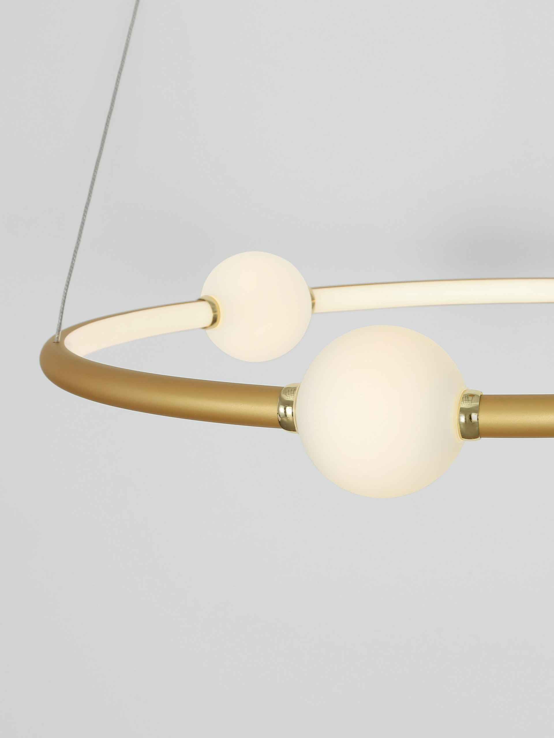 CELIA | H 120 D 64 cm | 41 W | 3000 K | 2266 lm | IP20 | White/Gold | Glass/Aluminum
