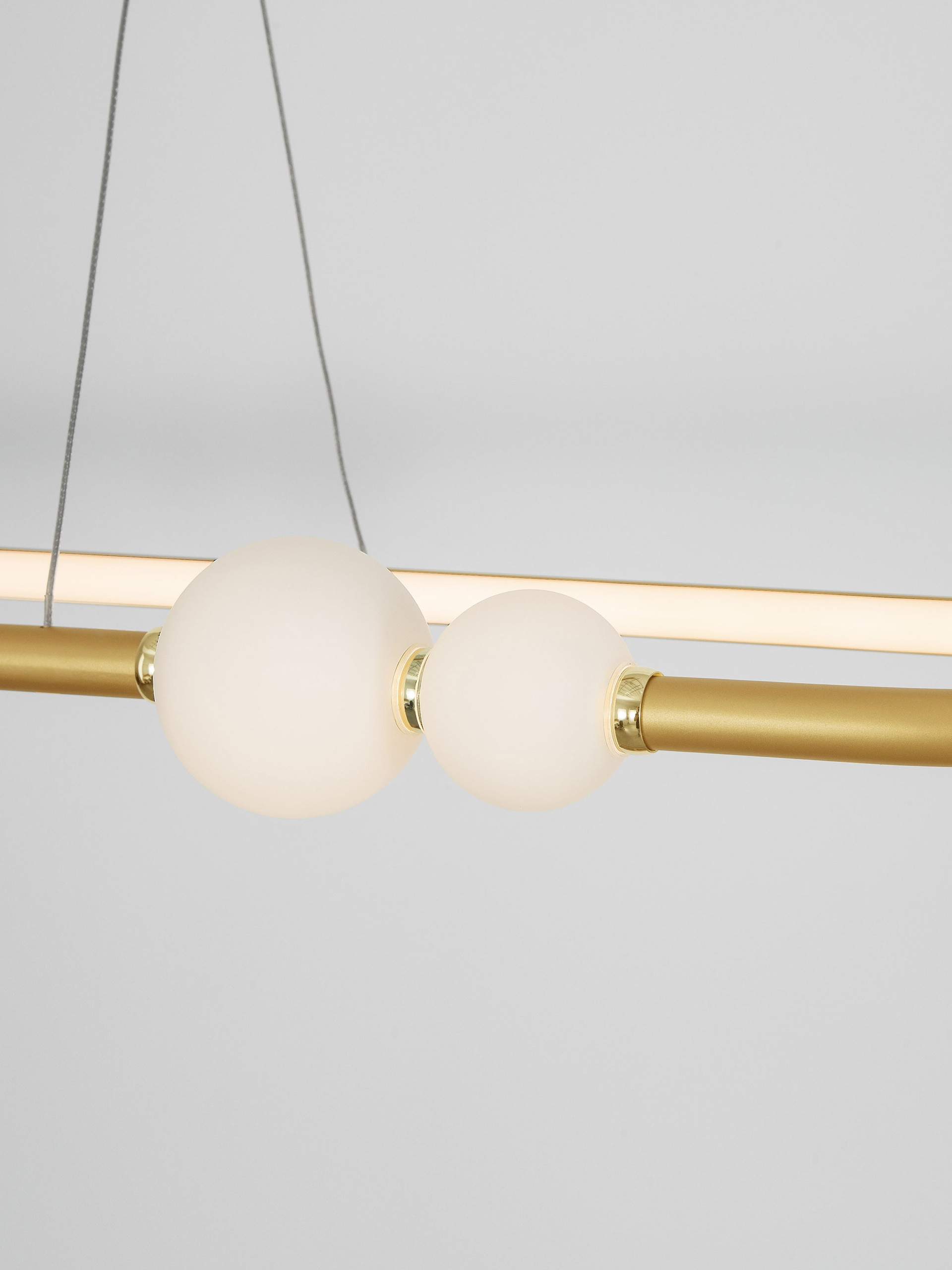 CELIA | L 100 W 29 H 120 cm | 45 W | 3000 K | 3408 lm | IP20 | White/Gold | Glass/Aluminum
