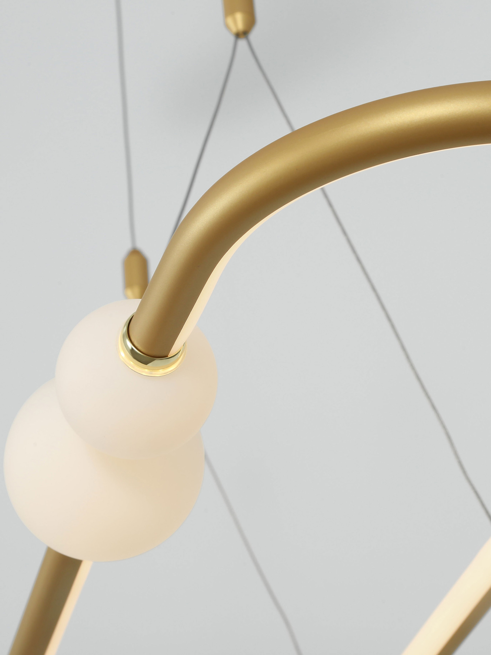 CELIA | L 100 W 29 H 120 cm | 45 W | 3000 K | 3408 lm | IP20 | White/Gold | Glass/Aluminum