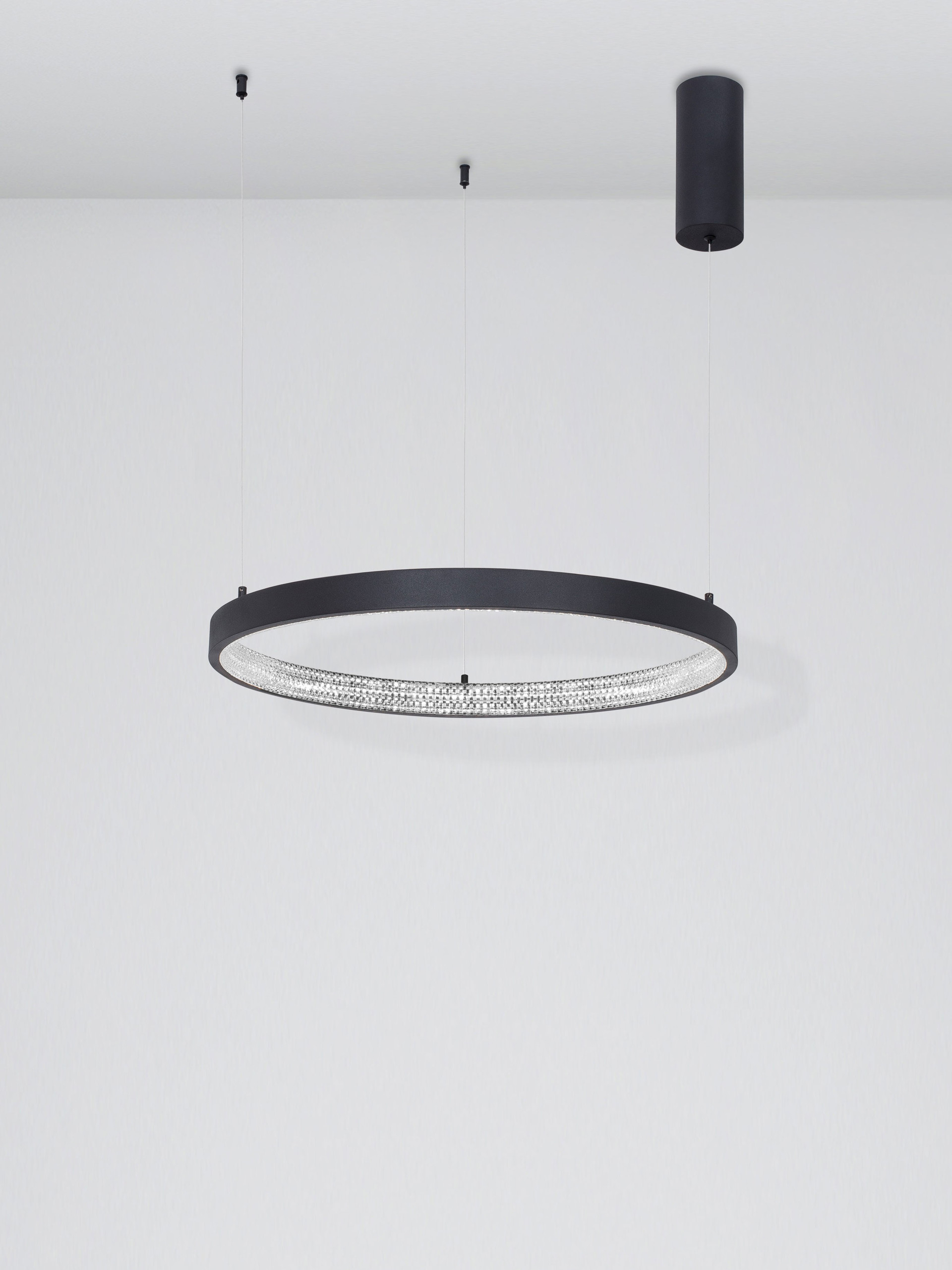 PRESTON | H 120 D 60 cm | 35 W | 3000 K | 2264 lm | IP20 | Black | Aluminum/Acrylic