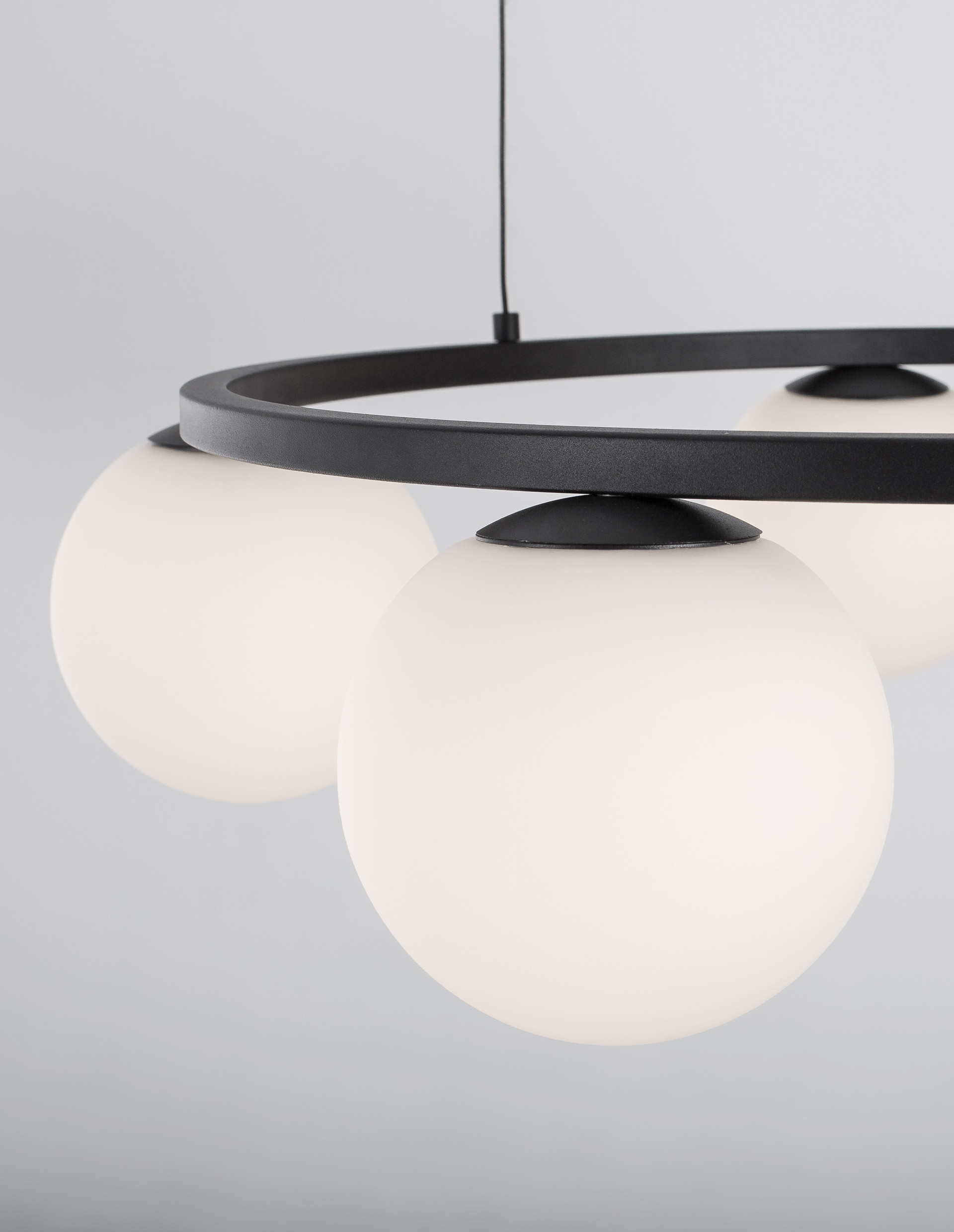 JOLINE | H 155 D 50 cm | 35 W | 3000 K | 2803 lm | IP20 | Schwarz/Weiß | Glas/Aluminium/Metall