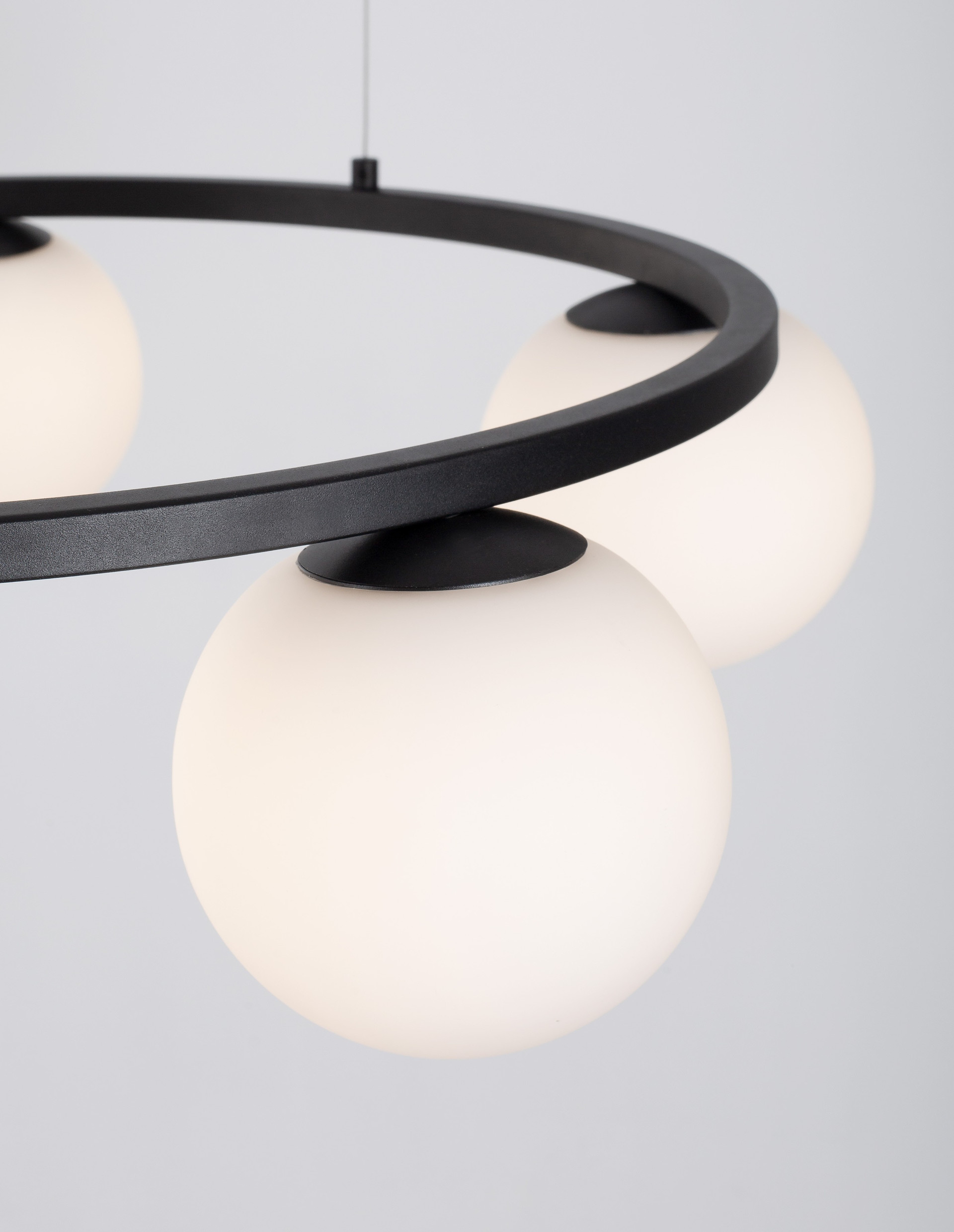 JOLINE | H 155 D 50 cm | 35 W | 3000 K | 2803 lm | IP20 | Schwarz/Weiß | Glas/Aluminium/Metall