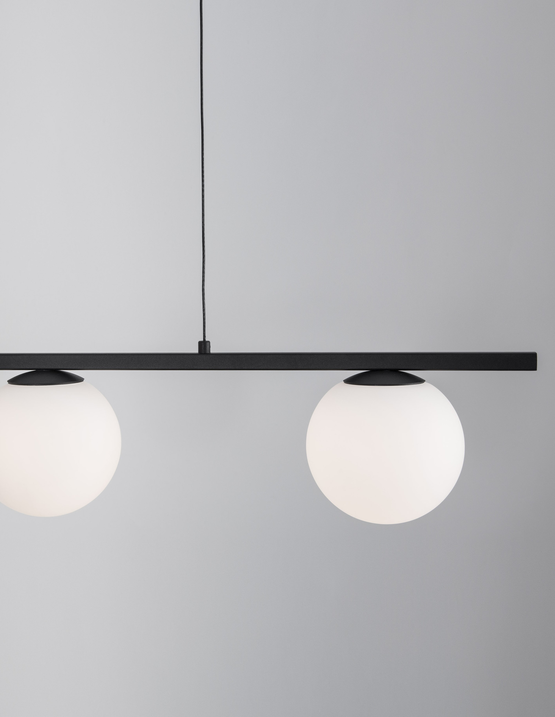 JOLINE | L 72 W 12.5 H 120 cm | 26 W | 3200 K | 1870 lm | IP20 | Schwarz/Weiß | Glas/Aluminium/Metall